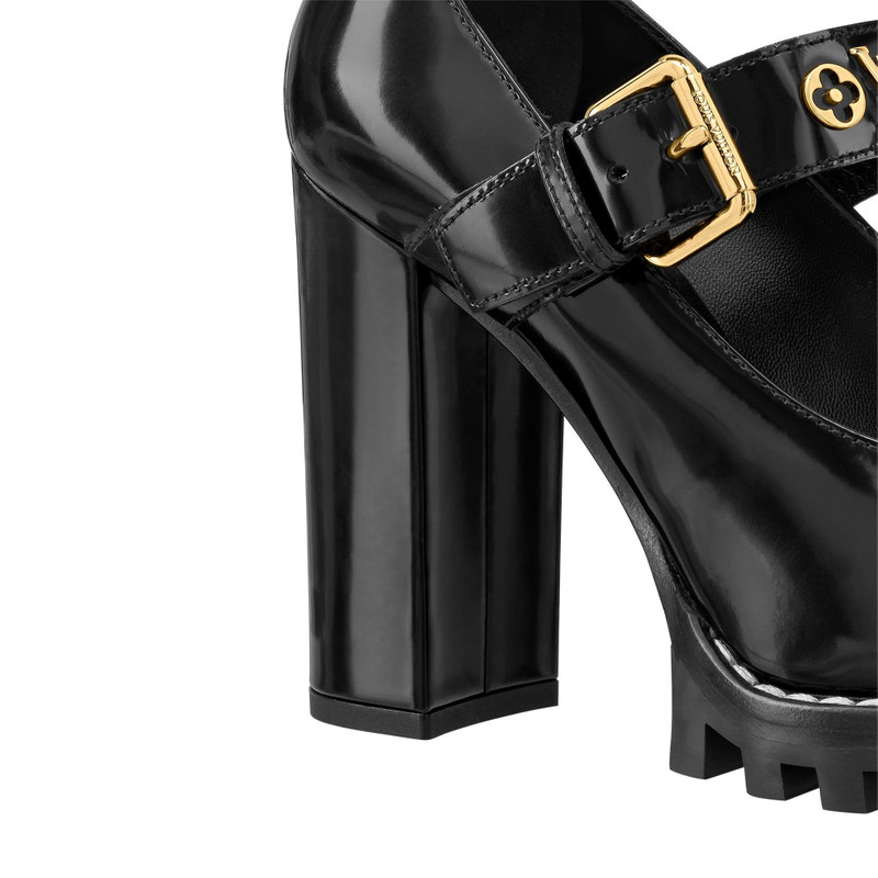 Louis Vuitton Star Trail Pump outlook