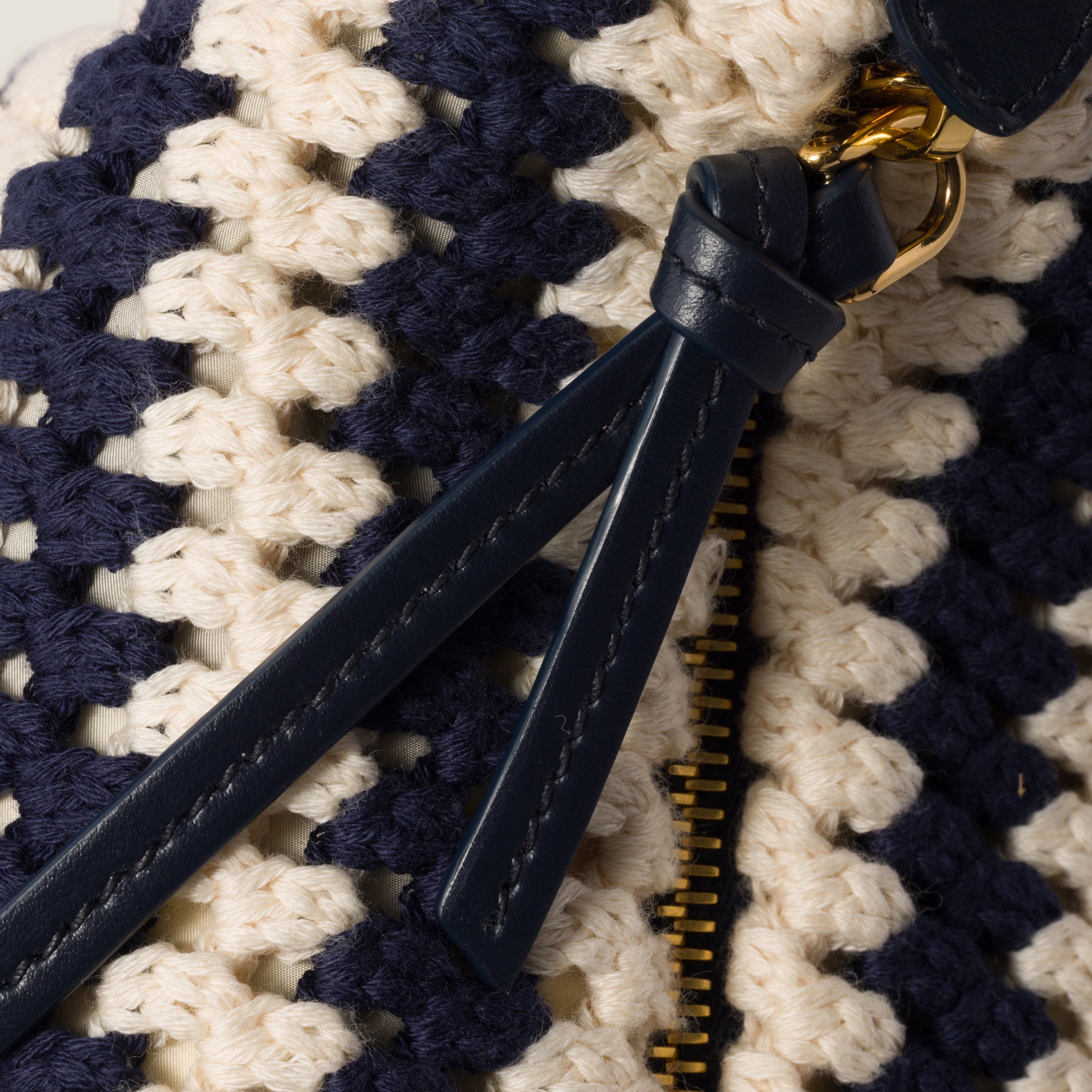 Crochet pouch - 5