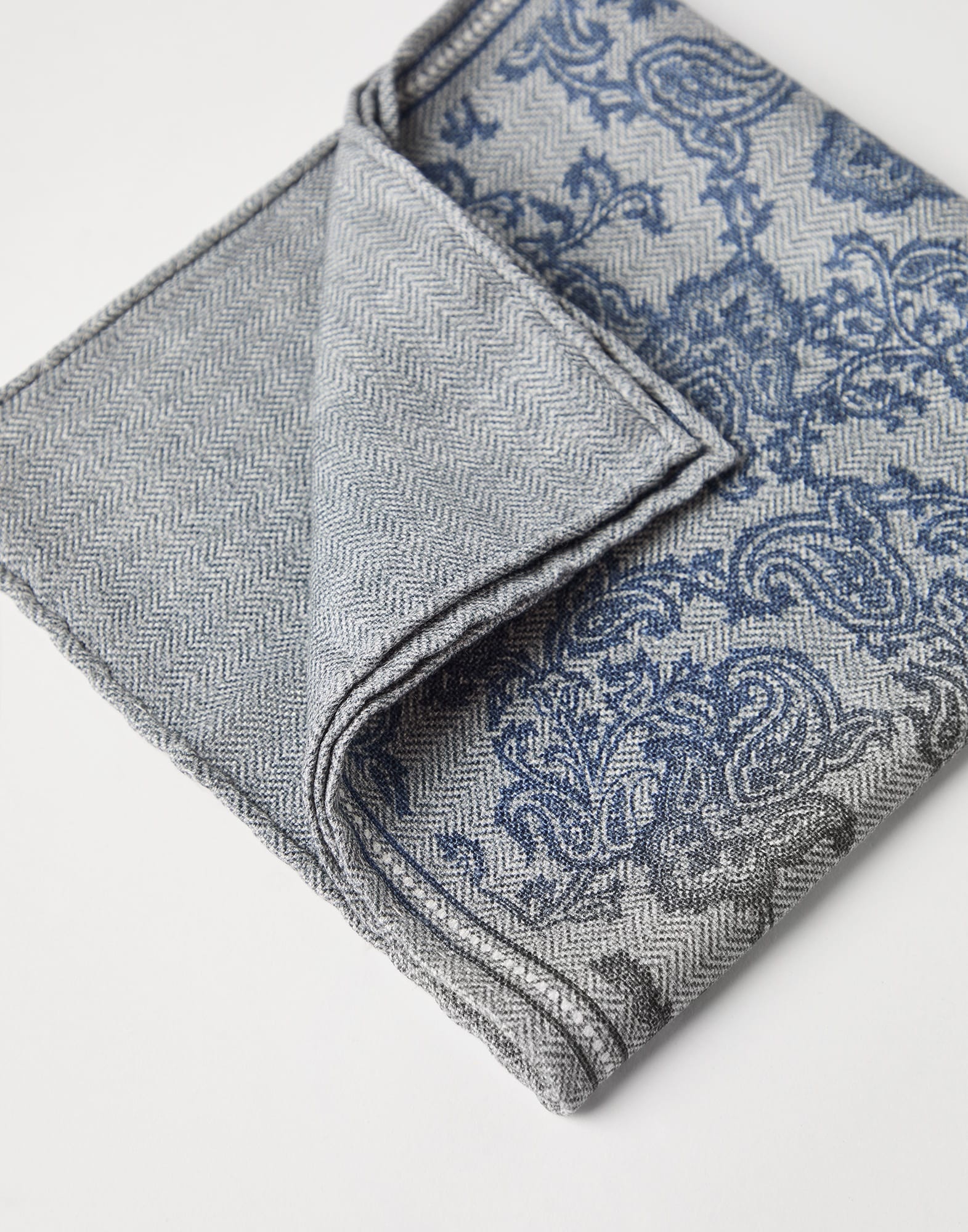 Silk pocket square with paisley design - 2