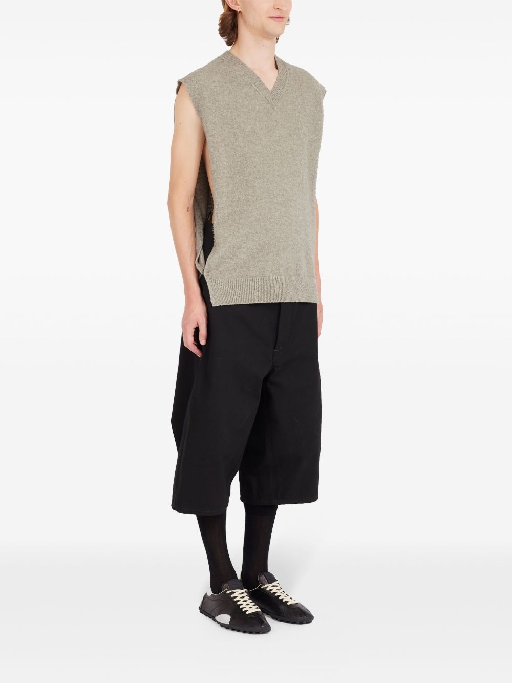 cut-out detailing vest - 3