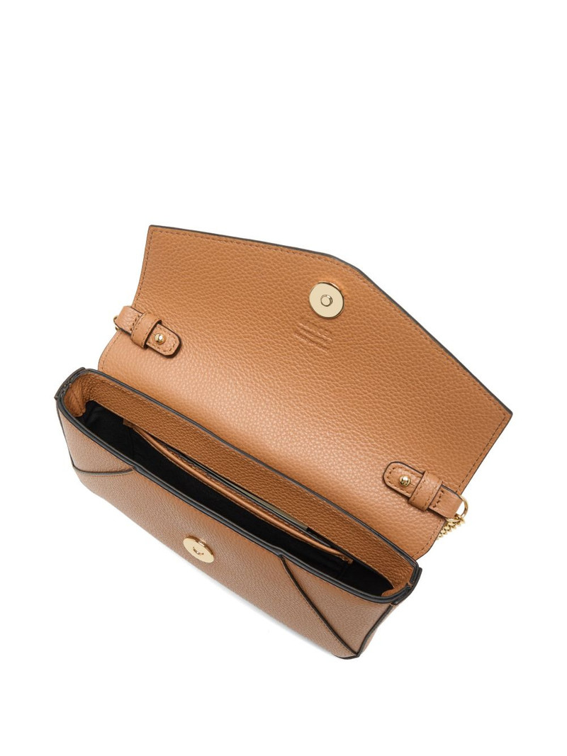 Envelope de Lancel chain wallet 4