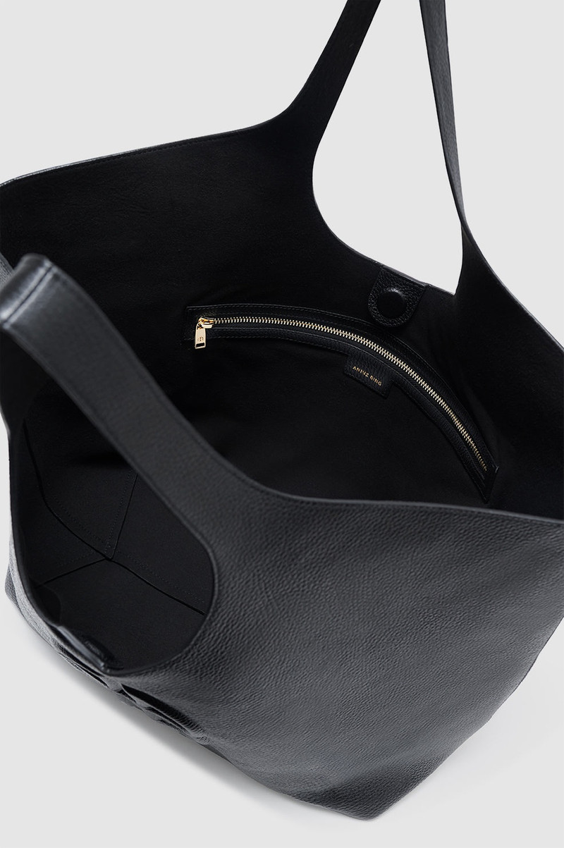 Lili Tote - Black Pebbled 5