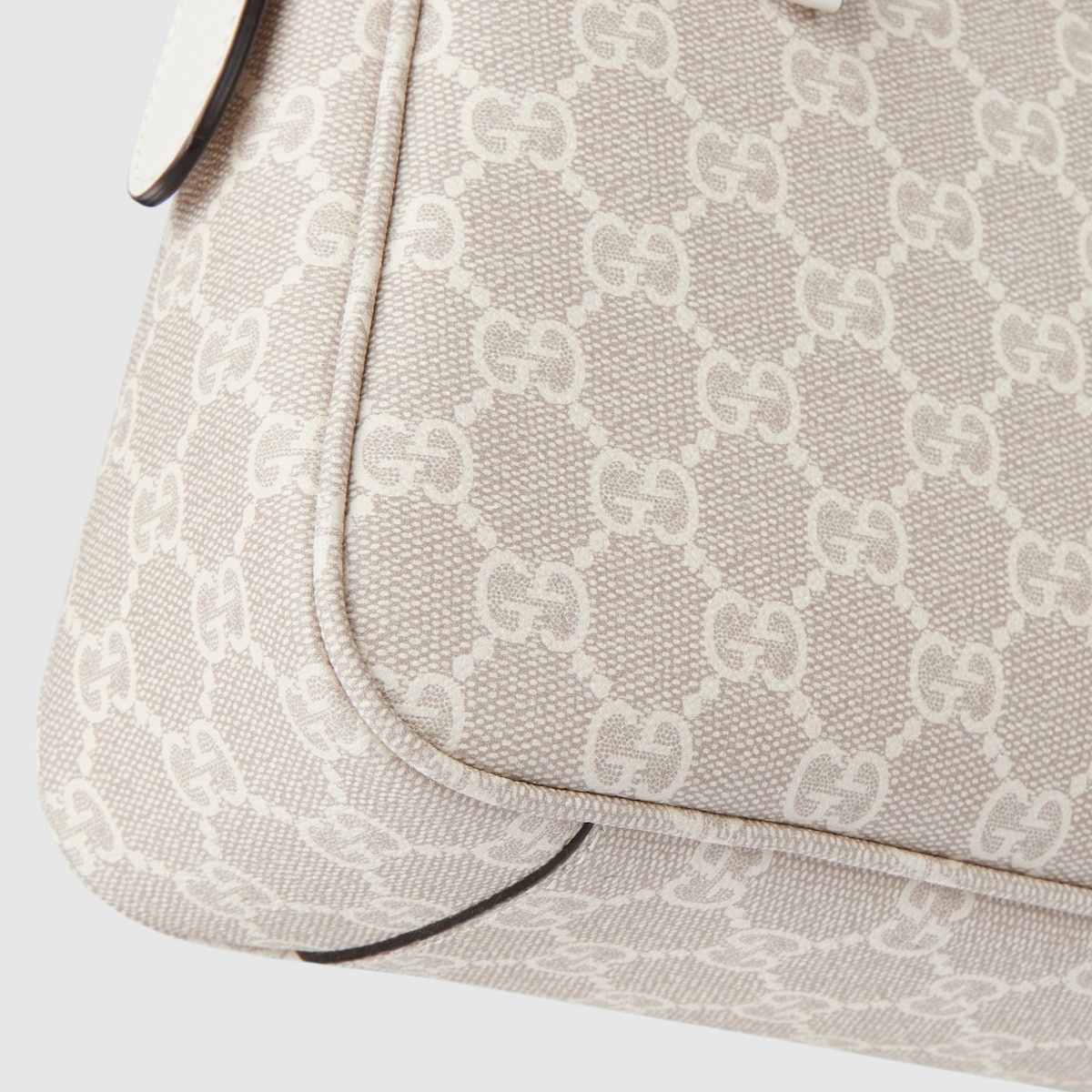 GG Emblem medium shoulder bag - 10