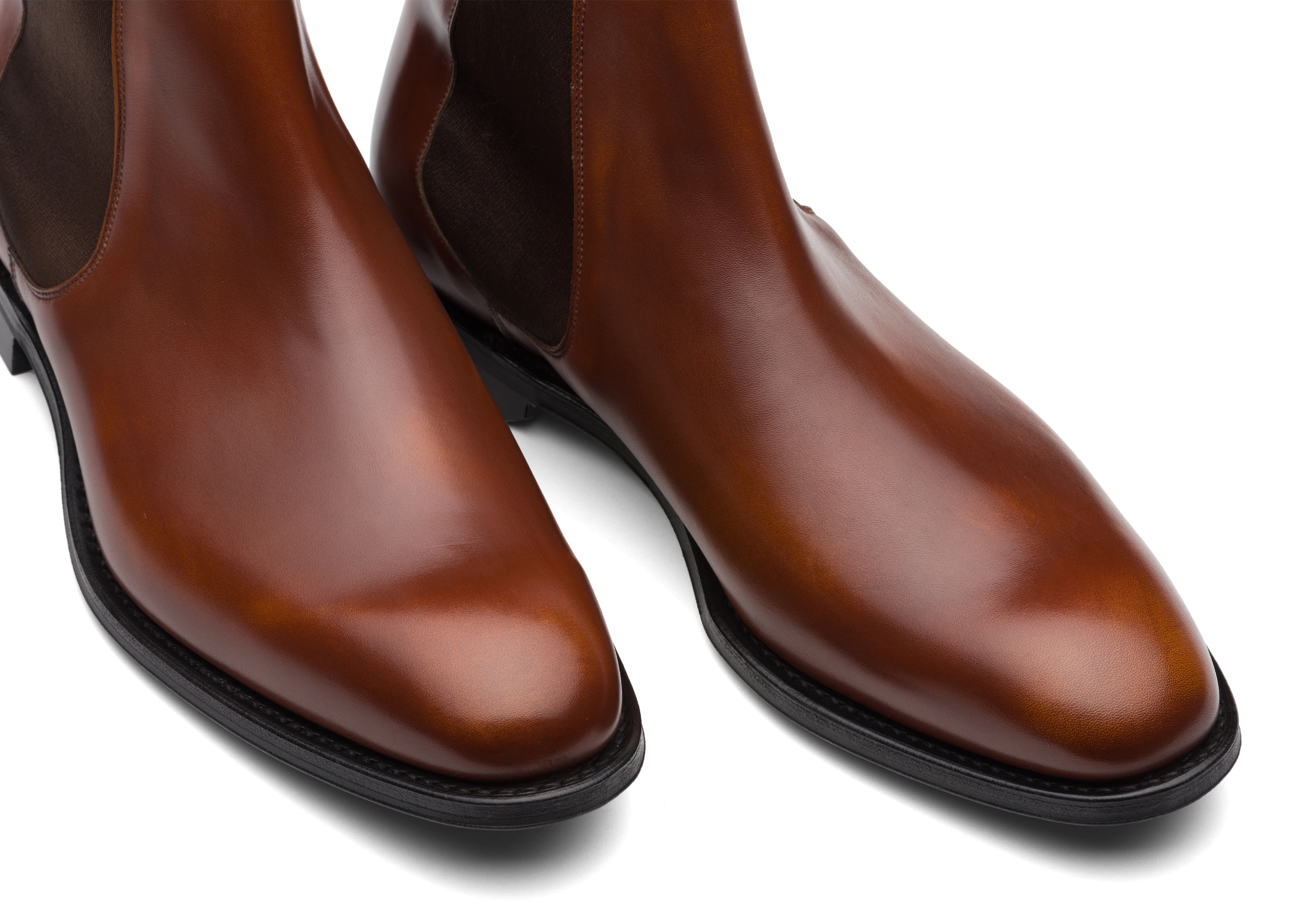 Amberley ^ r
Superior Calf Leather Chelsea Boot Walnut - 4