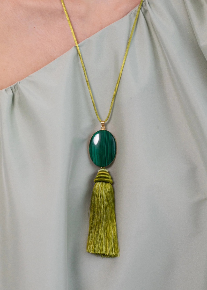 Jennifer Behr Robin Necklace outlook