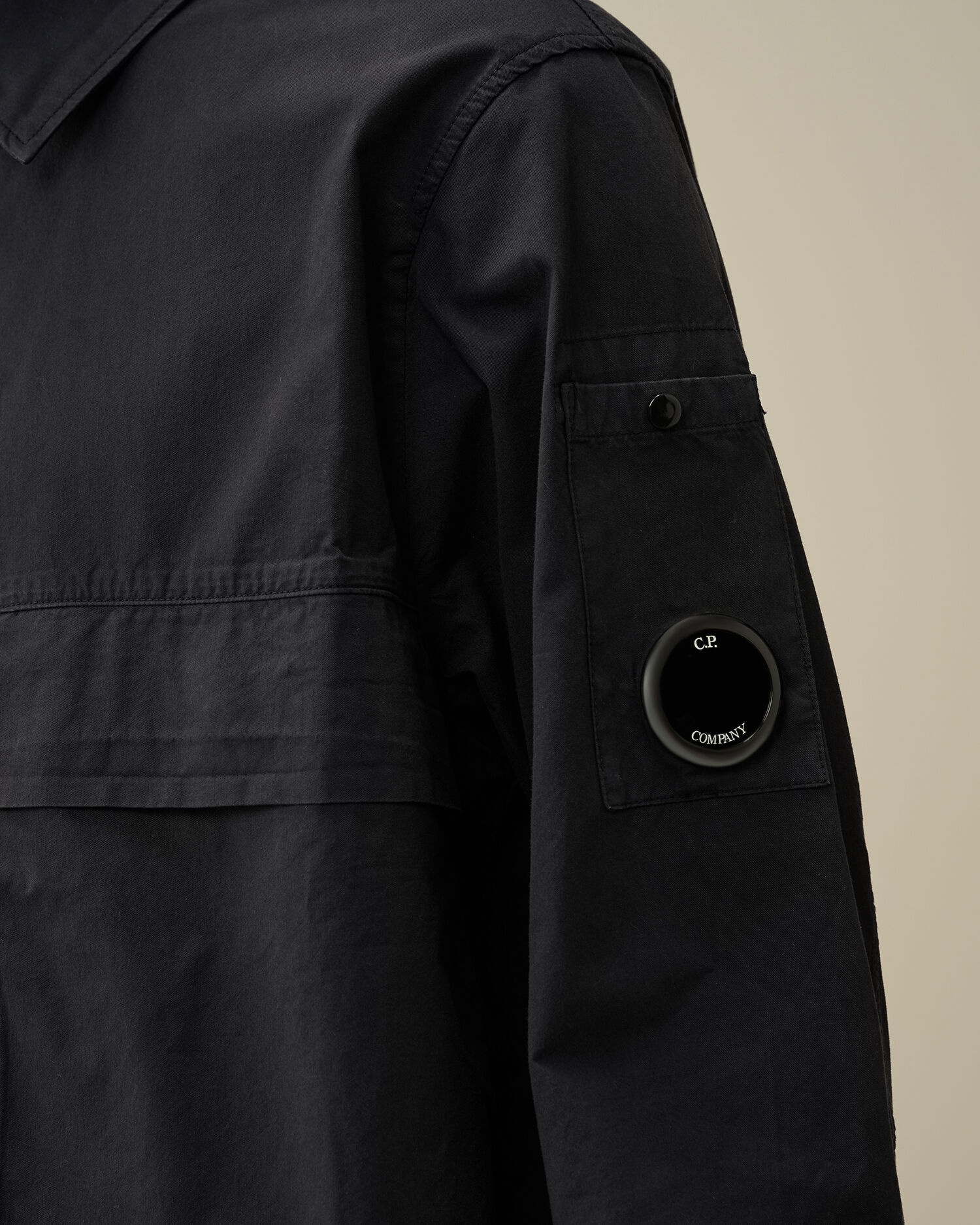 Organic Gabardine Zipped Utility Overshirt - 4