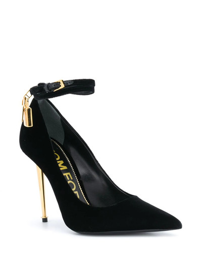 TOM FORD padlock pumps  outlook