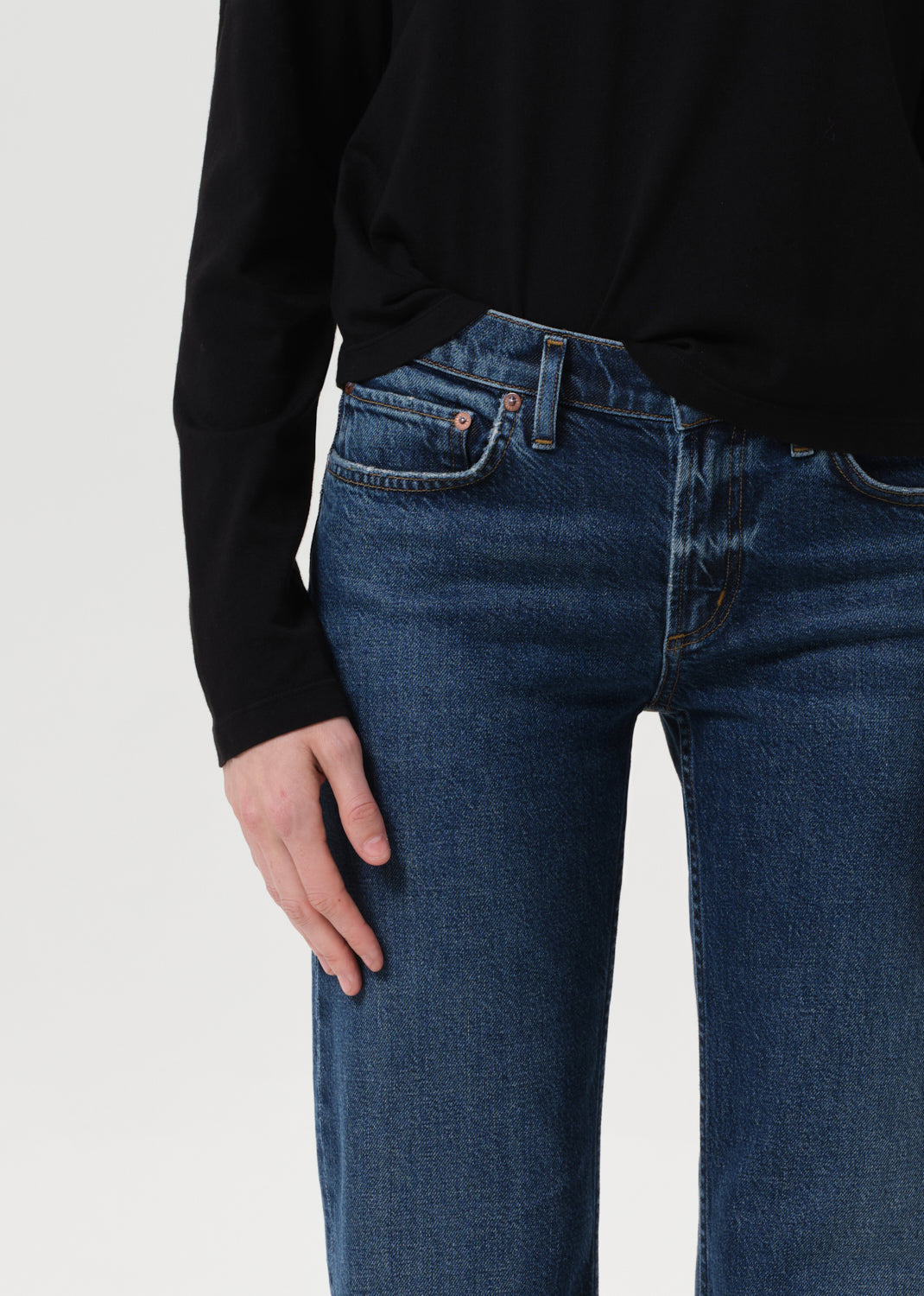 LOW RISE SLIM (STRETCH) IN SLICK - 5