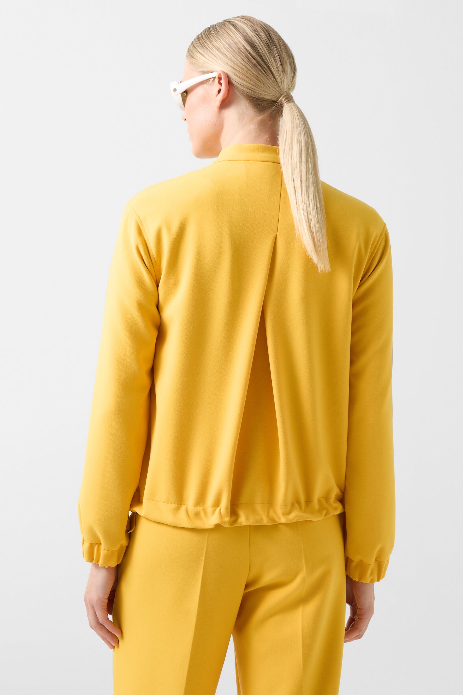 Carmen blouson in Mustard yellow - 3
