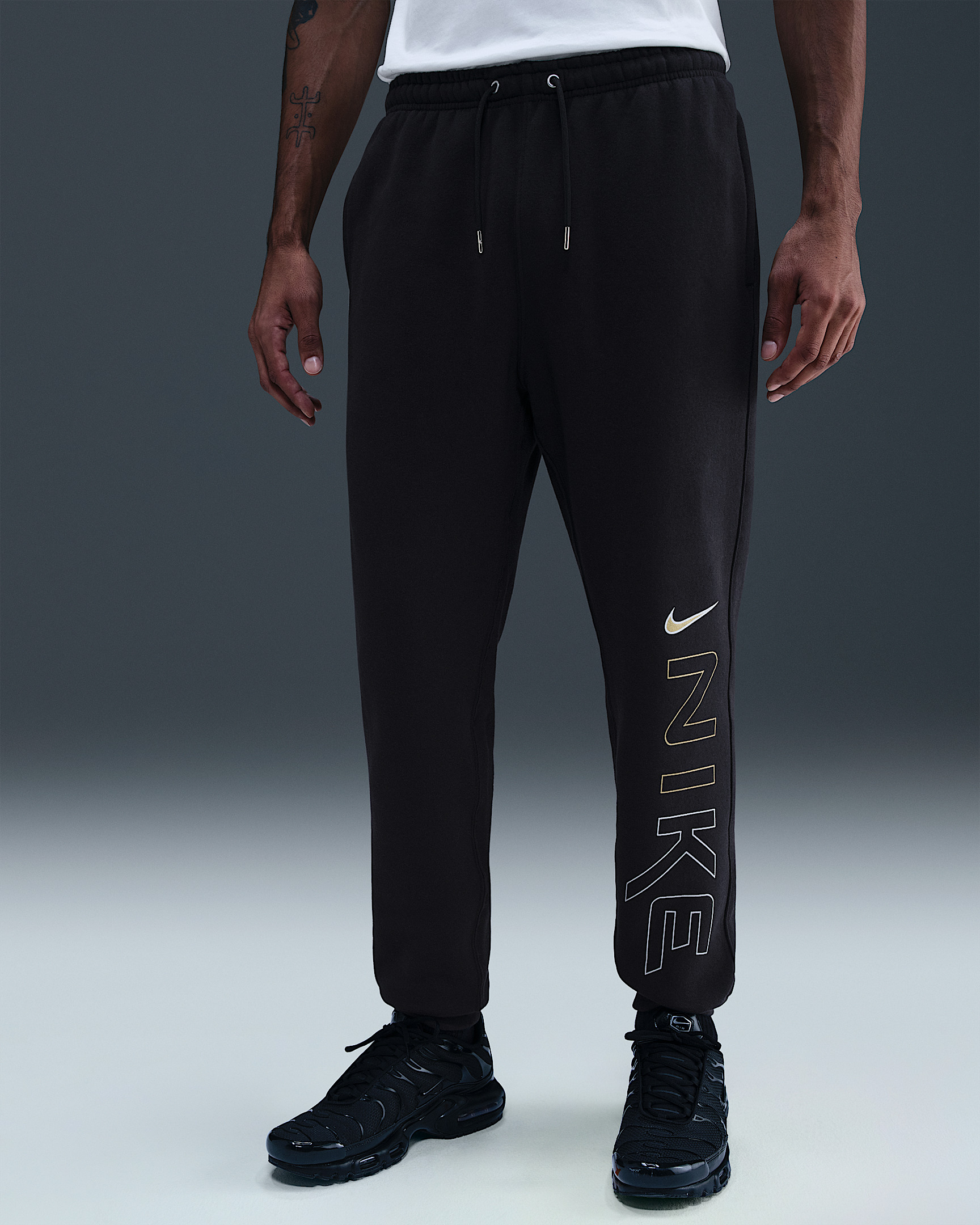 Nike Sportswear Club Men's Fleece Joggers - 2