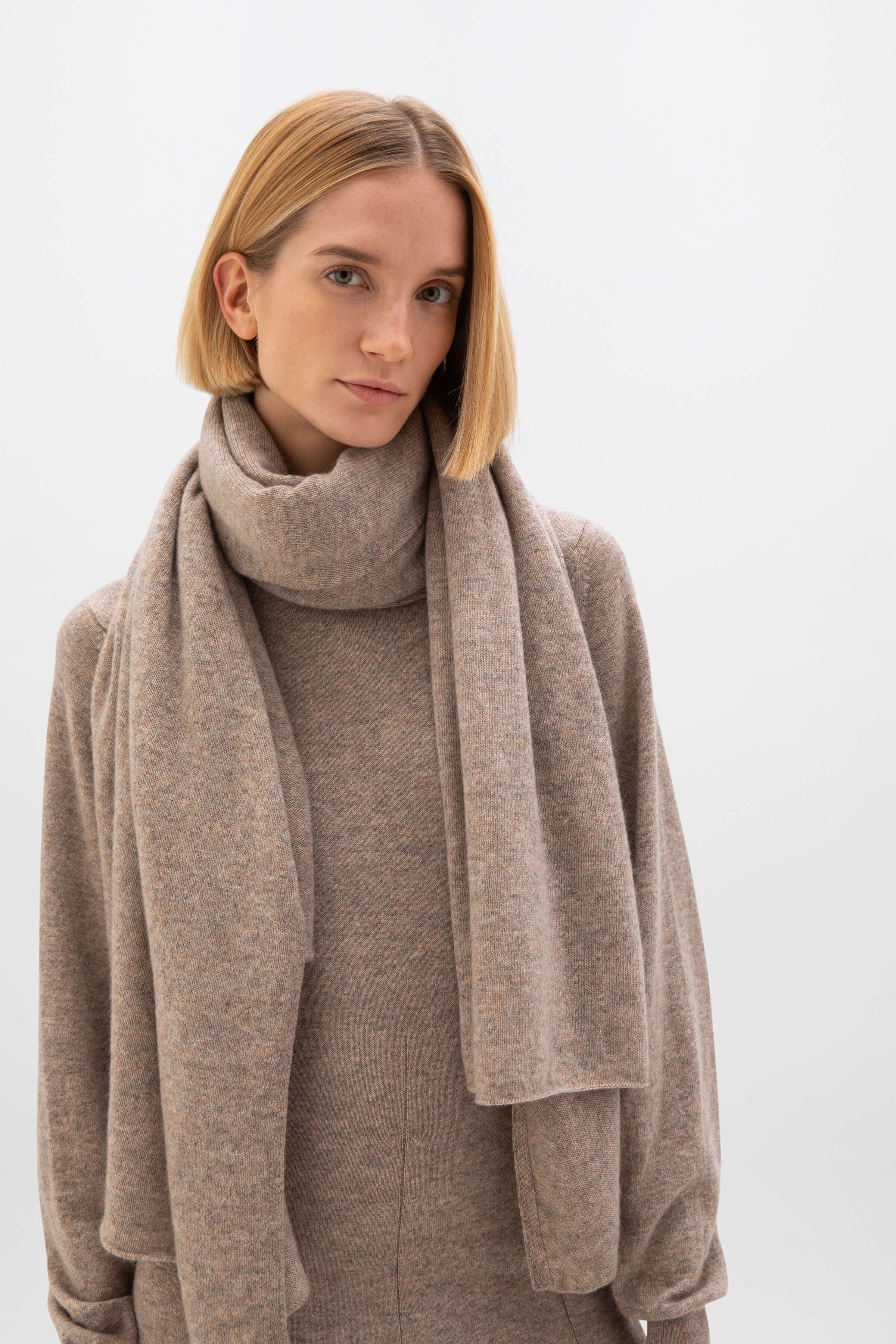Fit & Flare Brown Cashmere Dress - 4