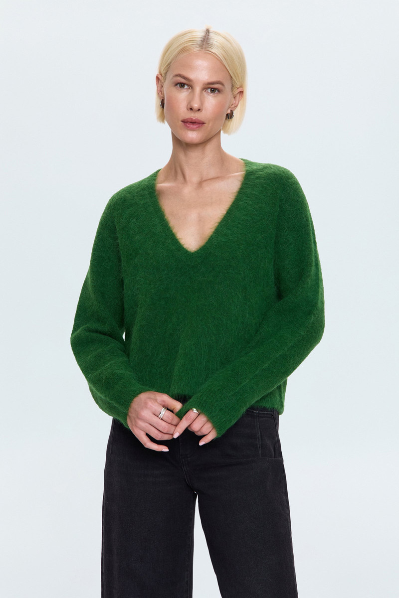 PISTOLA KIT V-NECK LONG SLEEVE PULLOVER SWEATER - WINTERGREEN outlook
