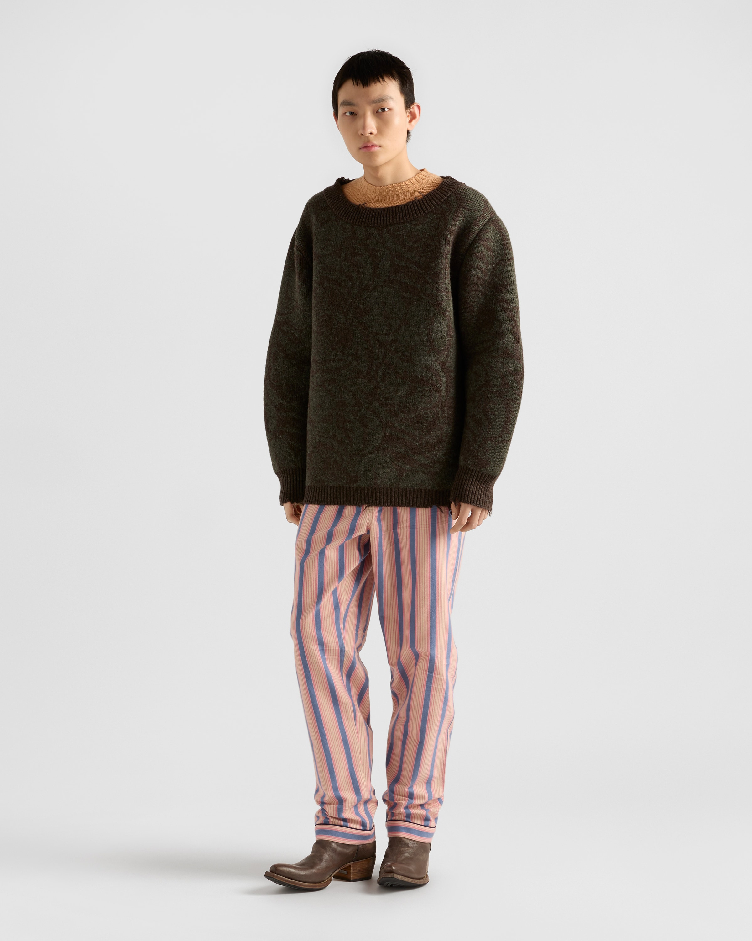 Short-sleeved wool and cashmere sweater - 2