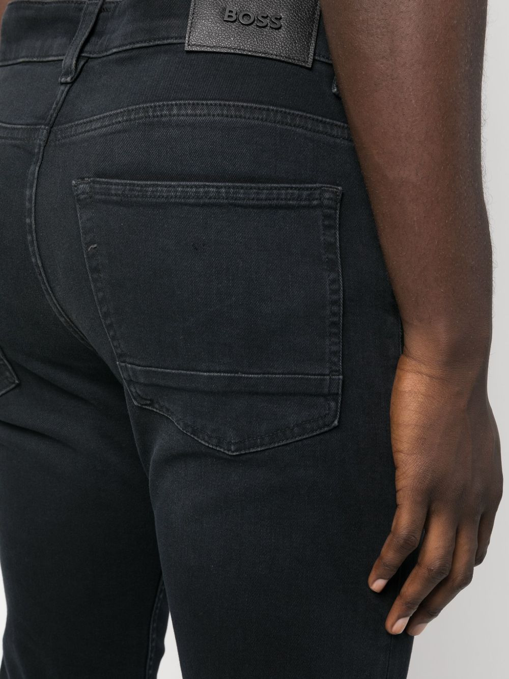 mid-rise tapered-leg jeans - 5