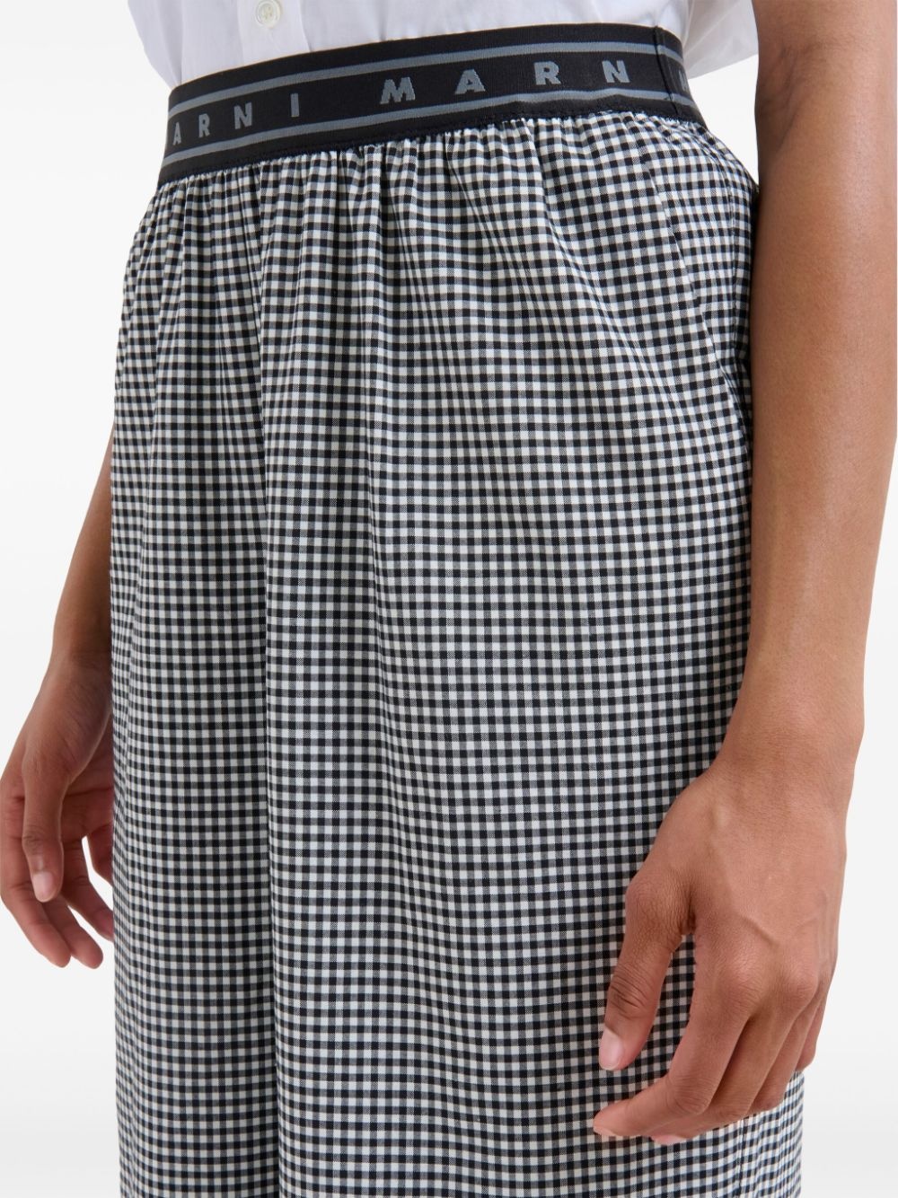 gingham-patterned trousers - 5