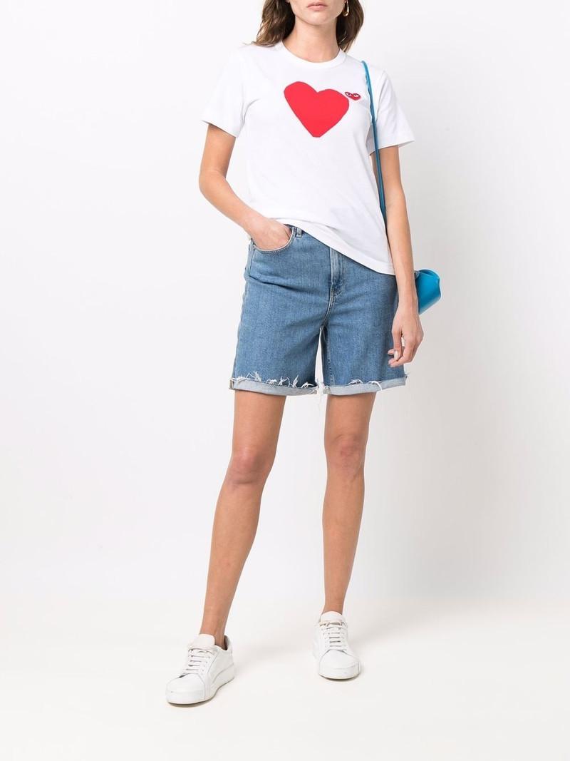 Comme des Garçons PLAY signature heart logo-patch T-shirt outlook