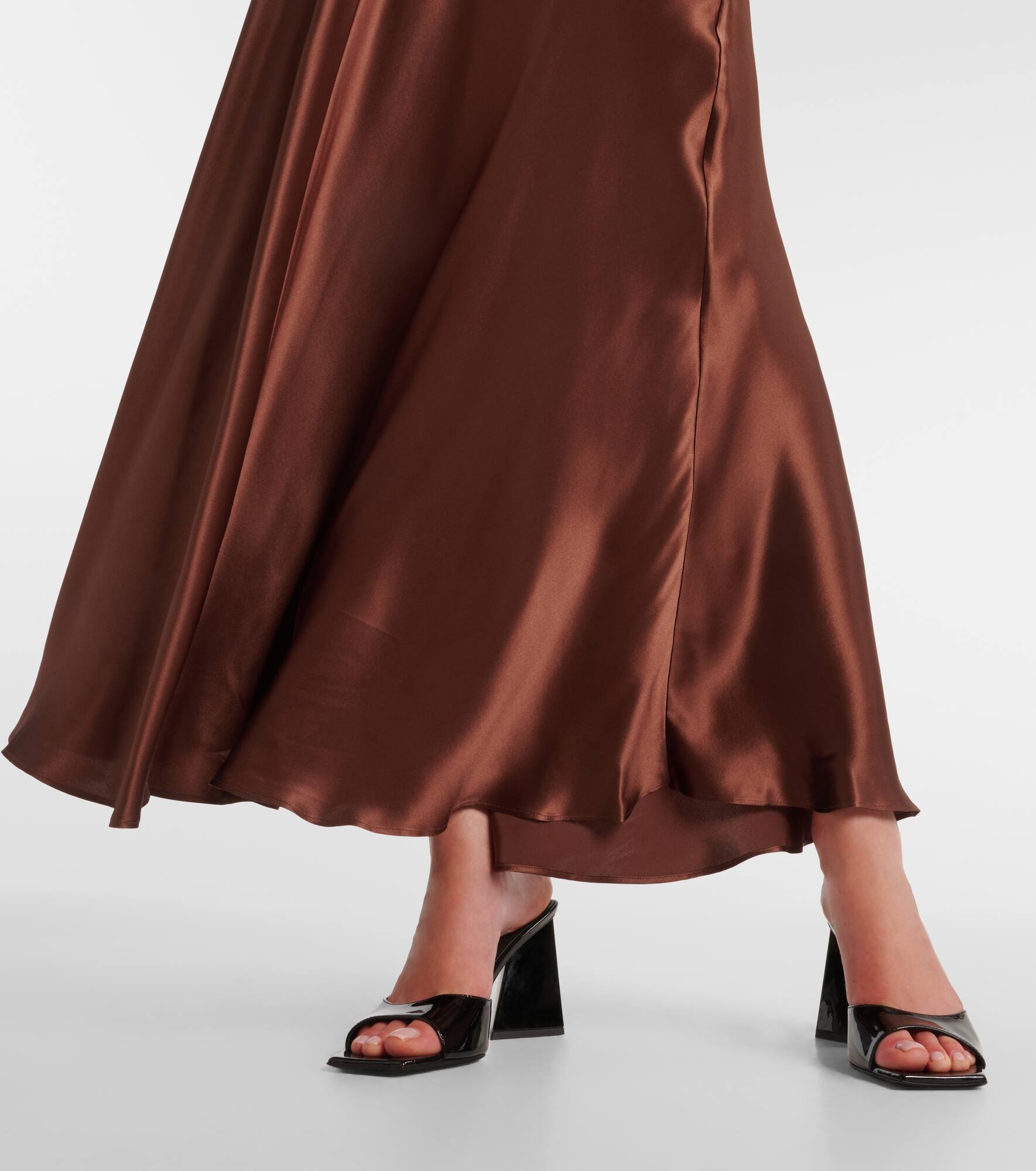 Lace-trimmed silk charmeuse gown - 6