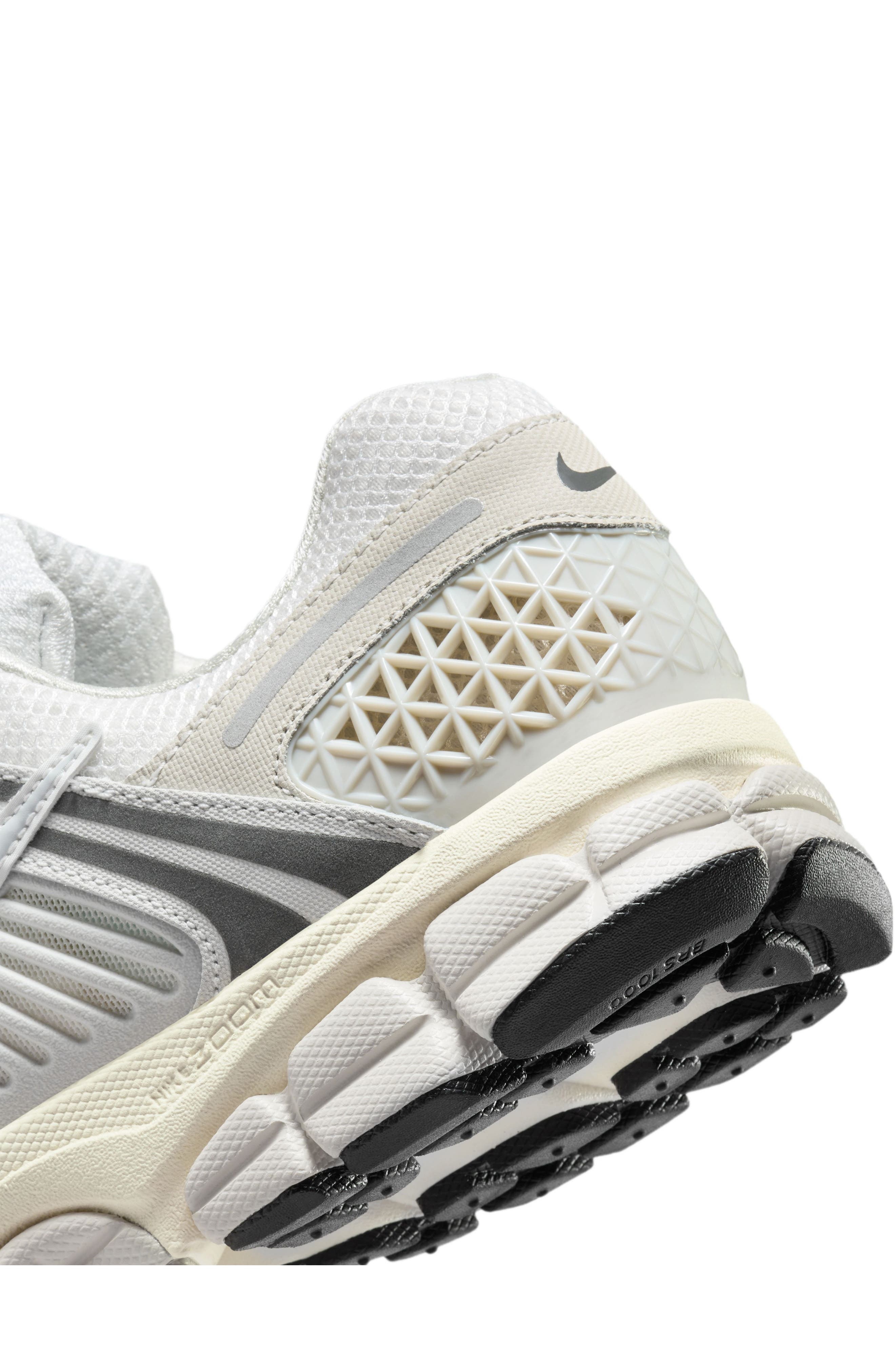 Nike Zoom Vomero 5 Sneaker in 007 Plttnt/ptndst at Nordstrom - 8