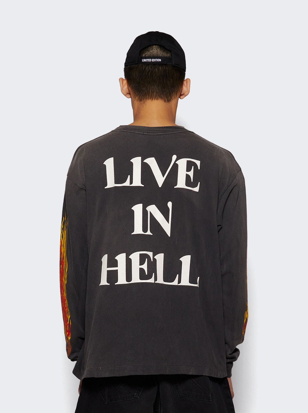 Live In Hell Tee Black - 5