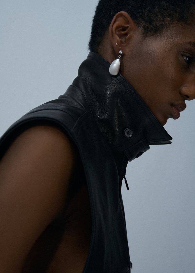 MAGDA BUTRYM Classic teardrop earrings in silver outlook