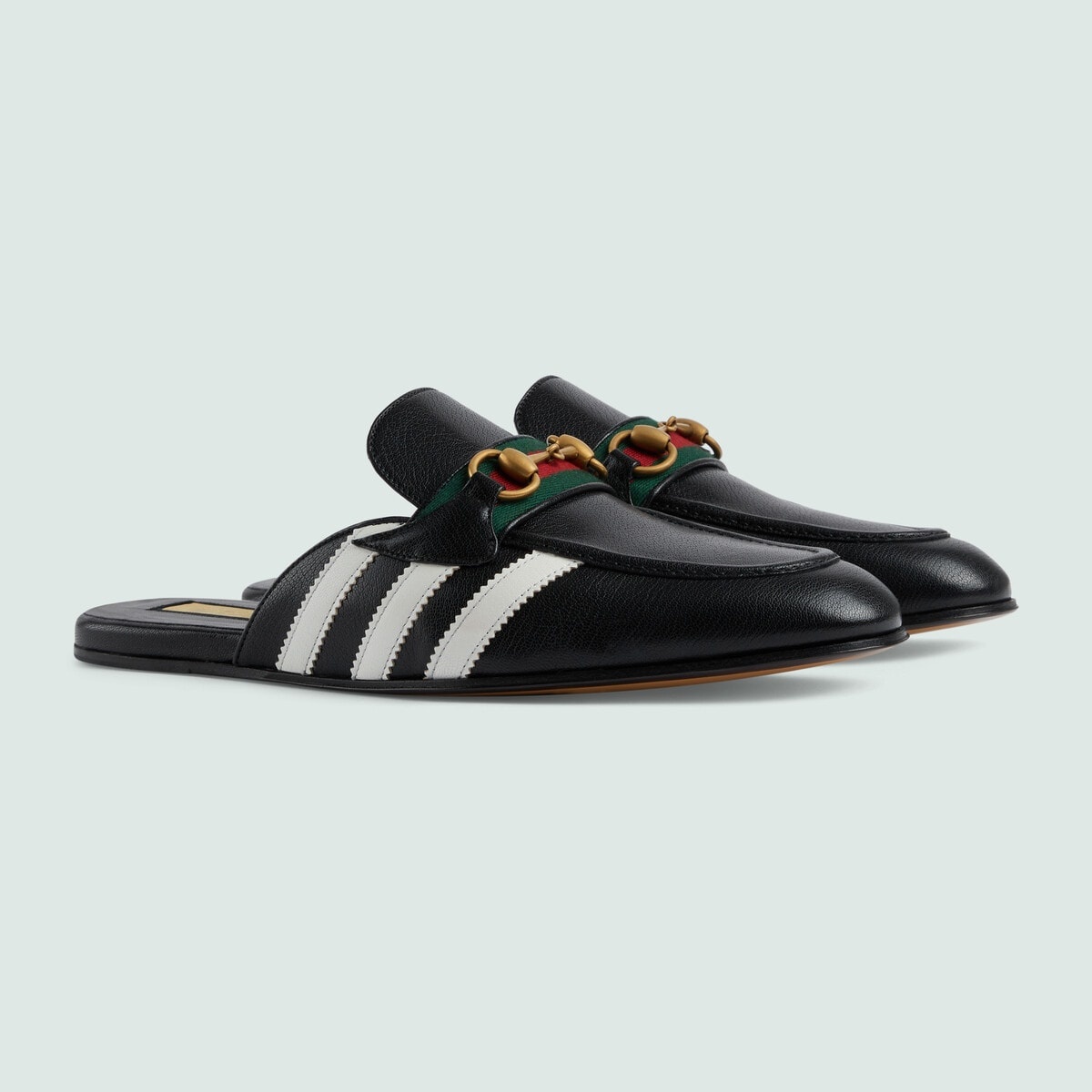 GUCCI adidas x Gucci men's slipper with Horsebit | REVERSIBLE GUCCI adidas x Gucci men's slipper with Horsebit | REVERSIBLE