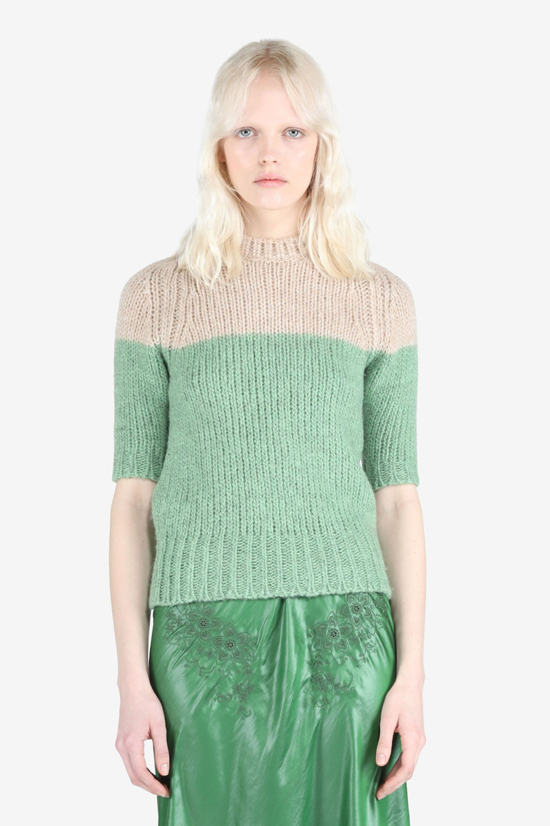 TWO-TONE SWEATER 1