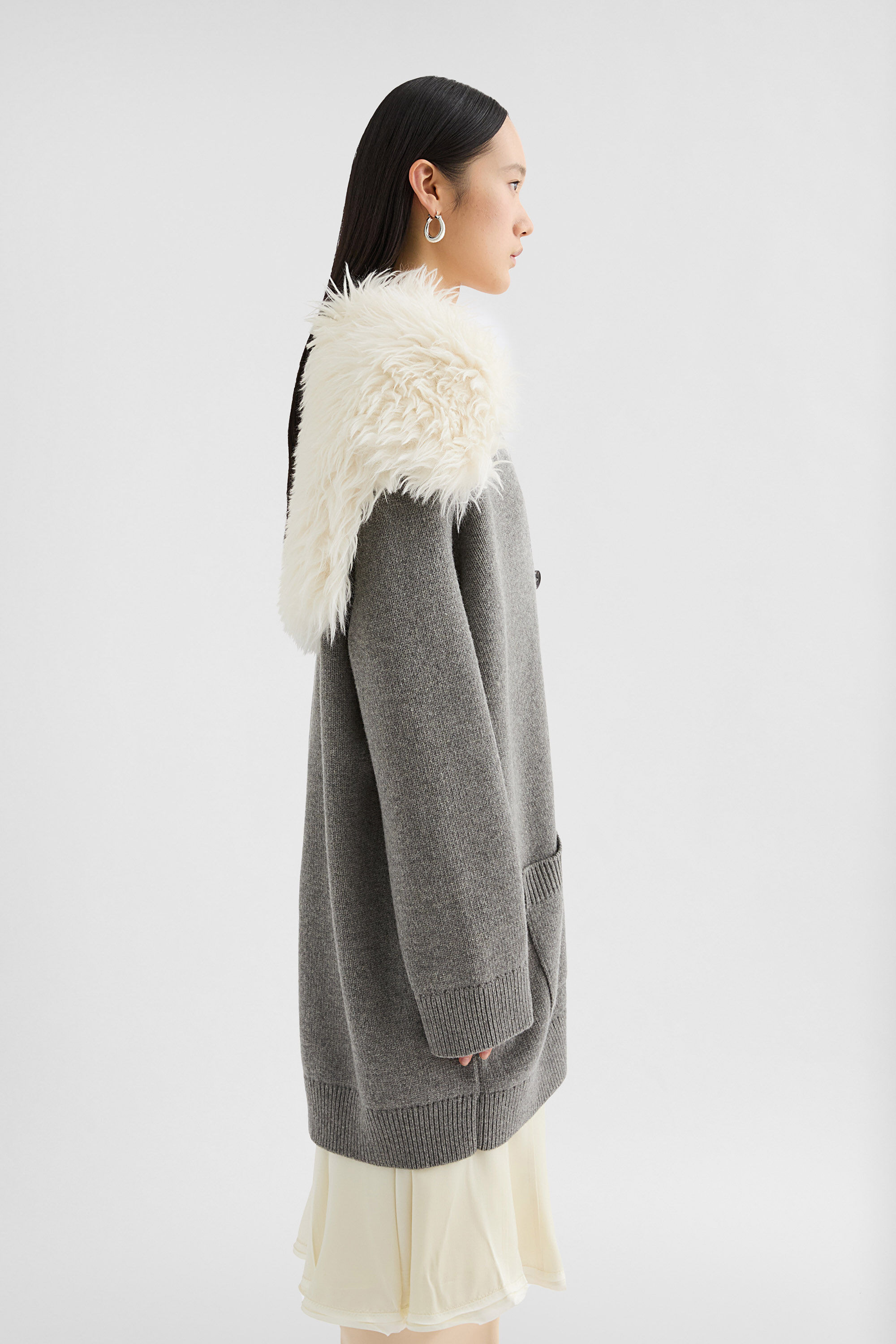 Midweight Wool Blend V-Neck Cardigan - 2