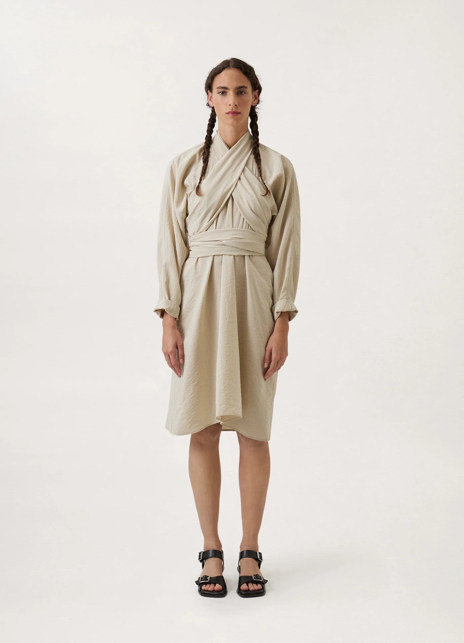 KNOTTED DRESS
DRY SILK - 2