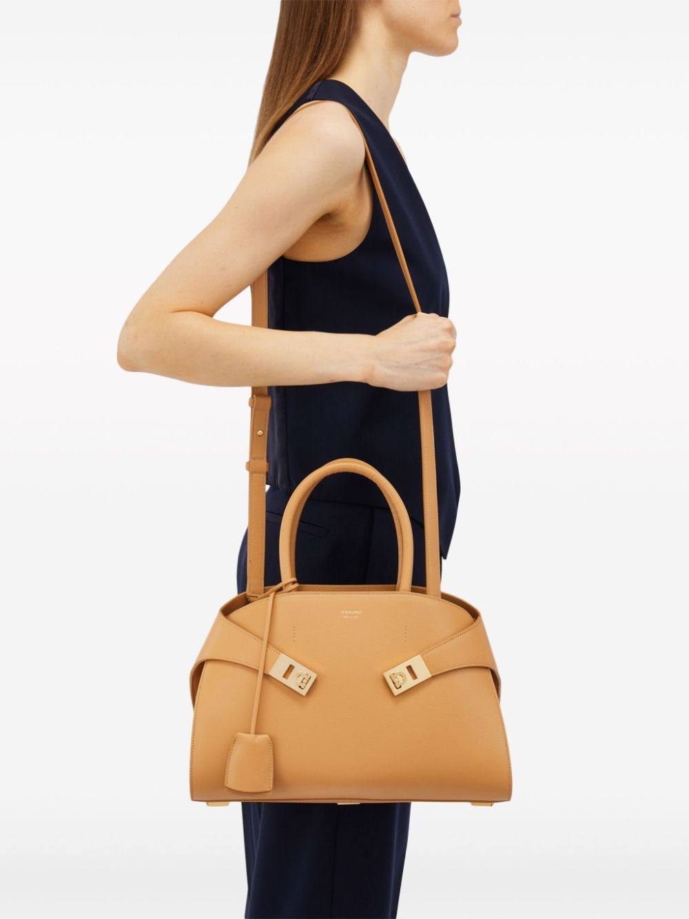 Hug handbag (S) - 2