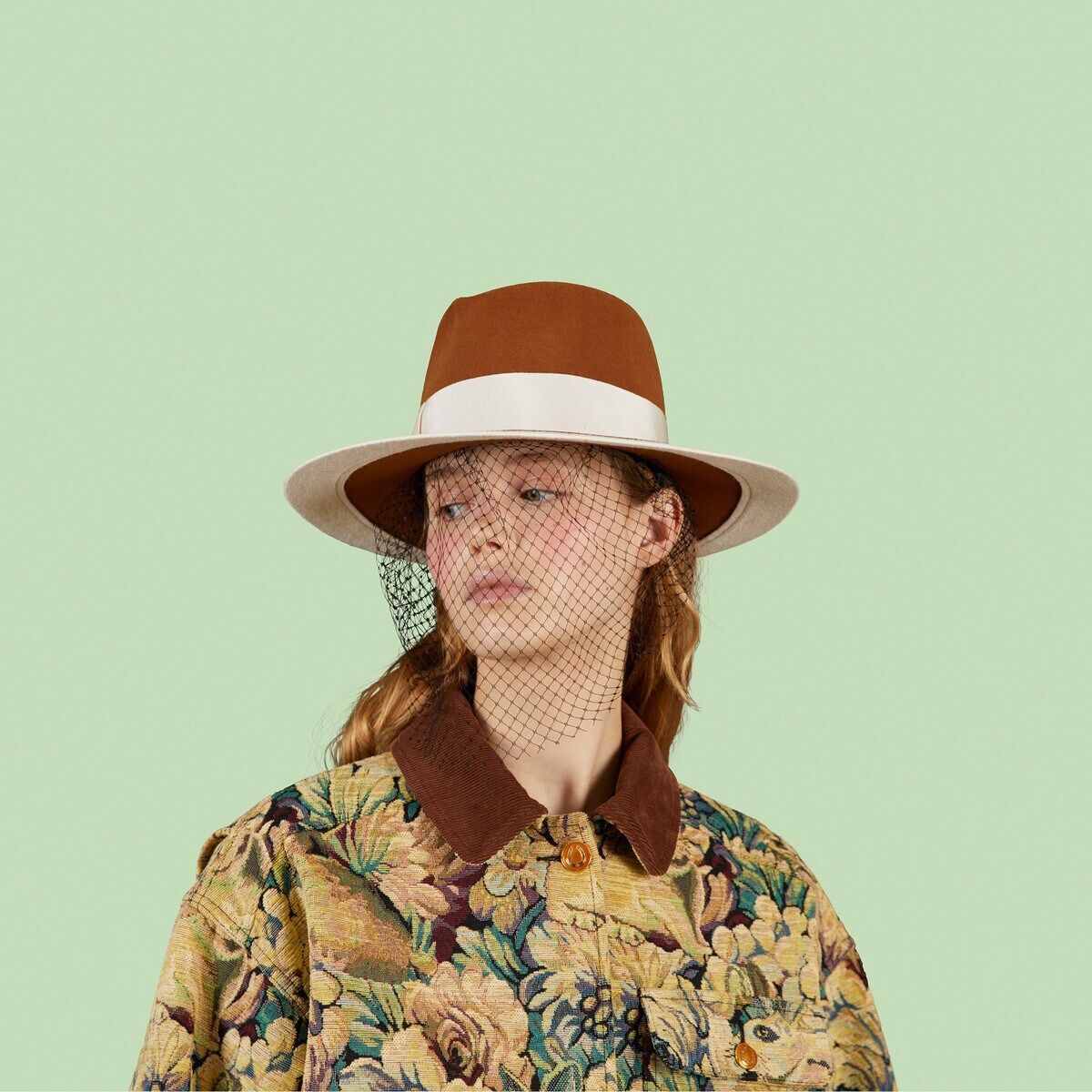 Felt hat with bow - 3