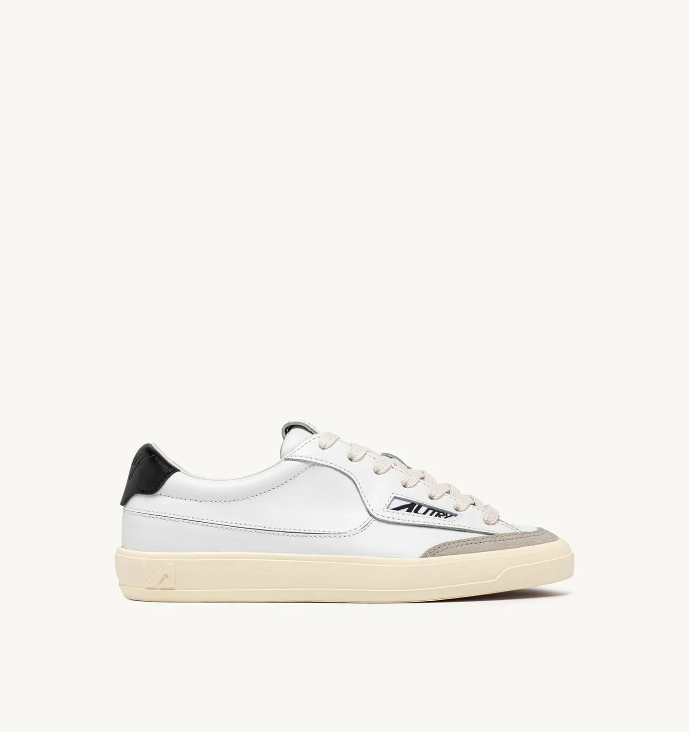 WINDSCAPE LOW SNEAKERS IN WHITE AND BLACK LEATHER - 1