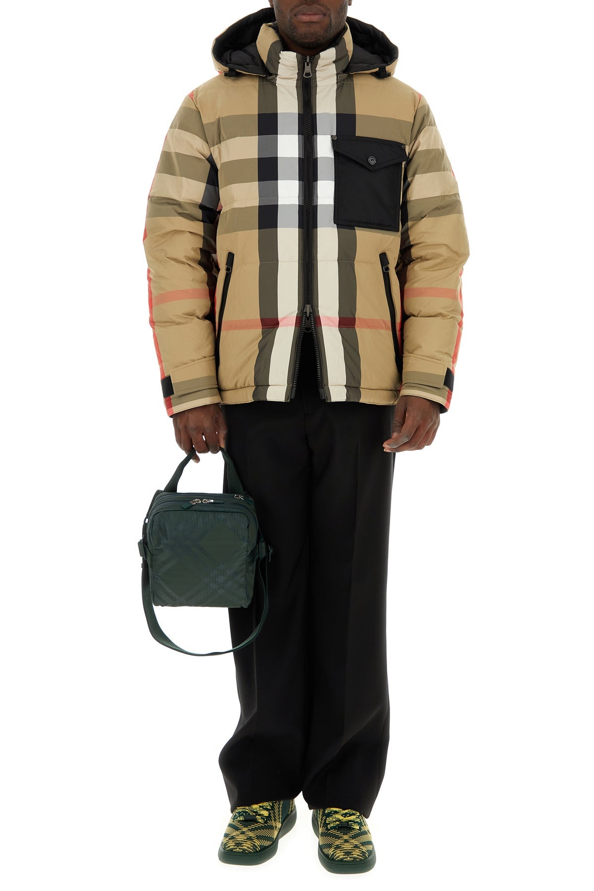 【関税&送料込】Burberry Bottle Green Fabric Crossbody Bag Burberry Bottle Green Fabric Crossbody Bag – LOZURI®