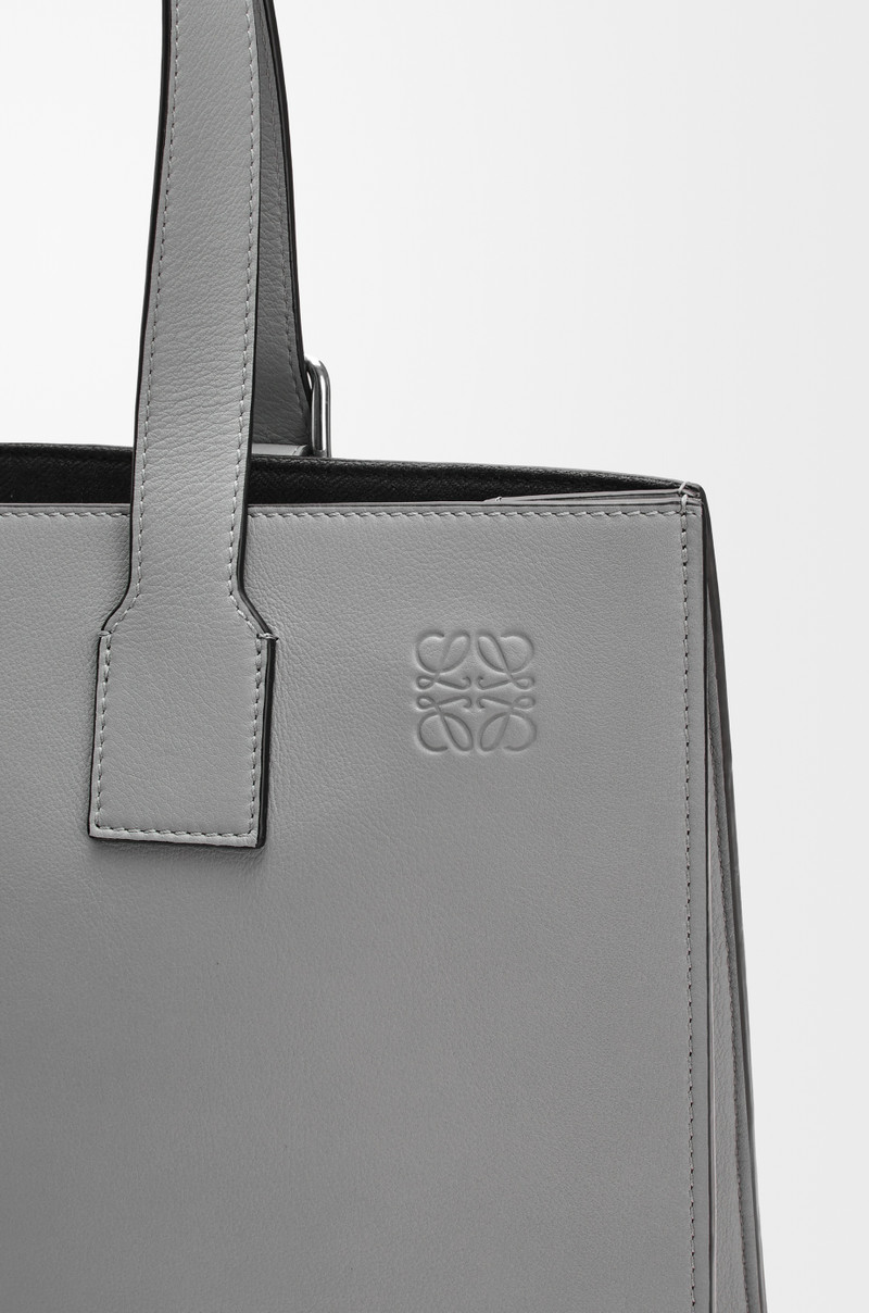 Buckle Horizontal Tote in classic calfskin 6