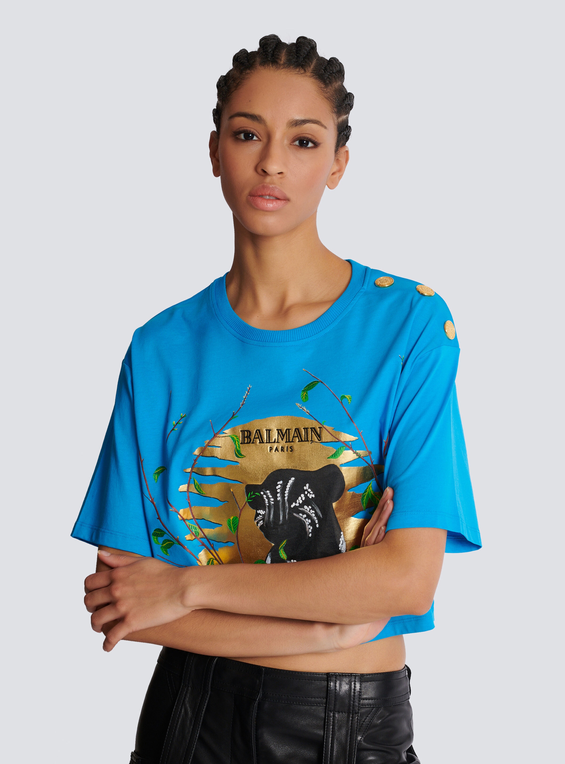 Disney x Balmain: The Lion King - Cropped T-shirt with Cassius Khumalo print - 6