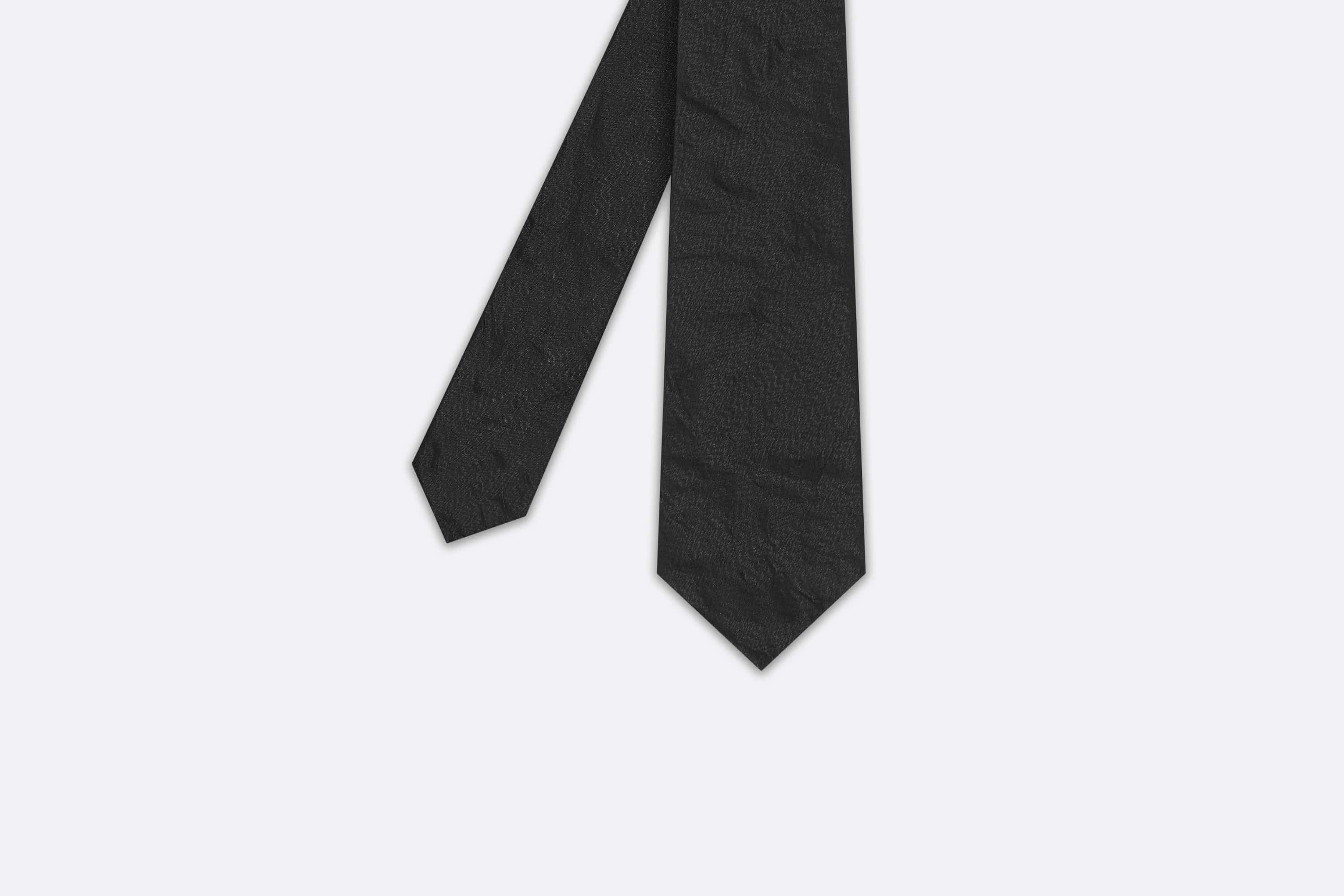 Tie - 2