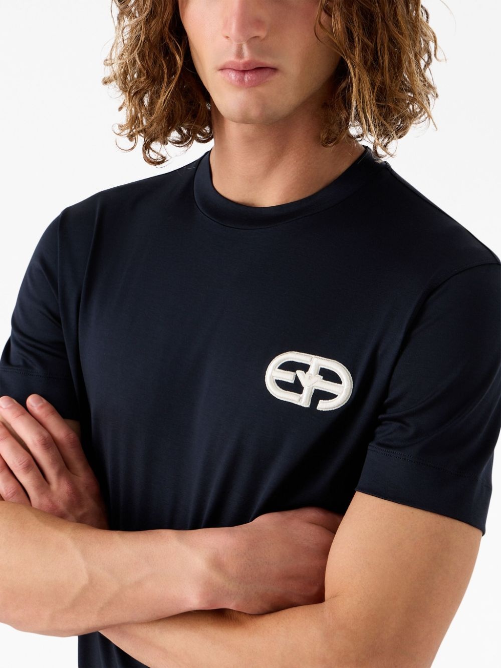 logo-patch jersey T-shirt - 5