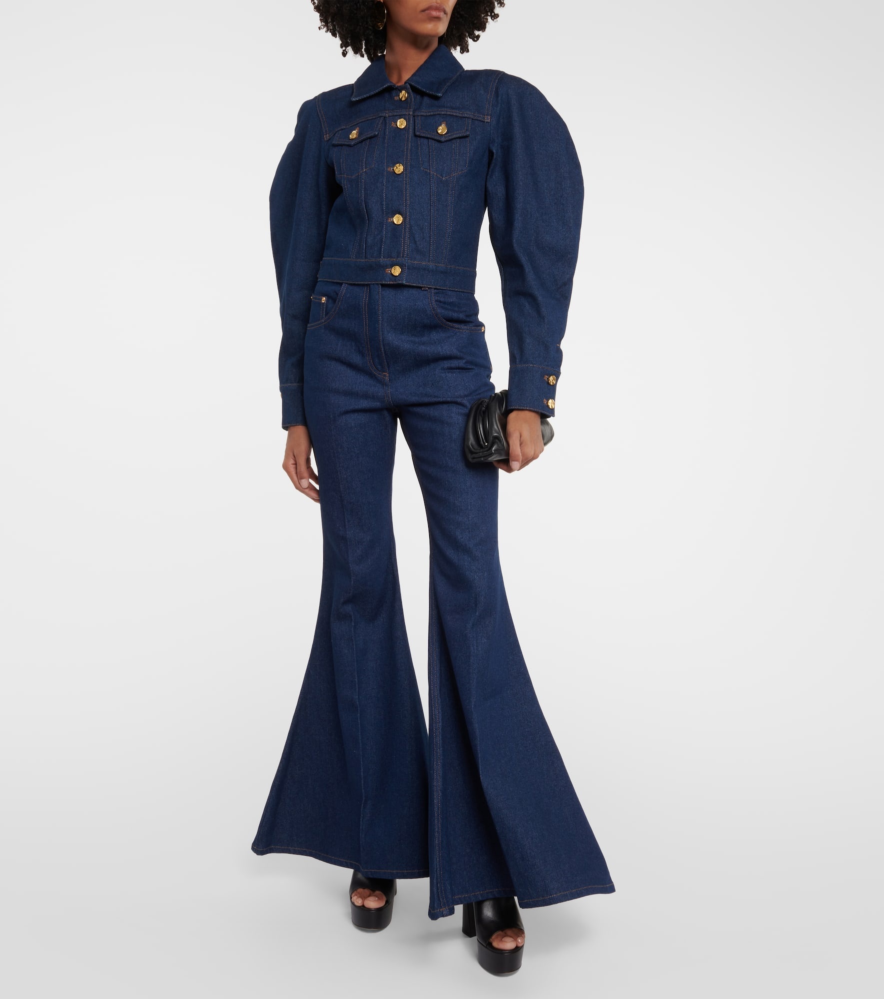 High-rise flared jeans - 2