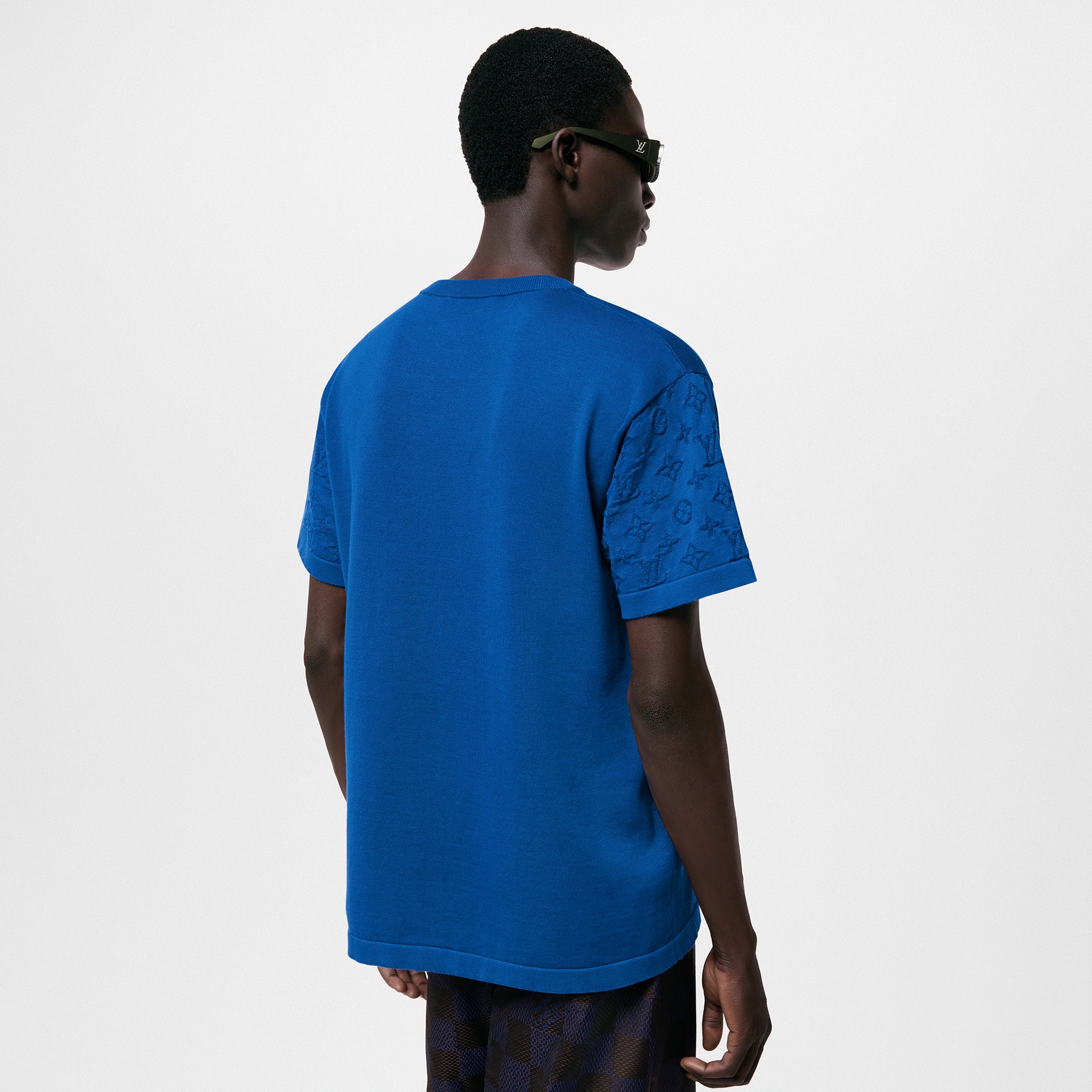Short-Sleeved Signature Crewneck - 5