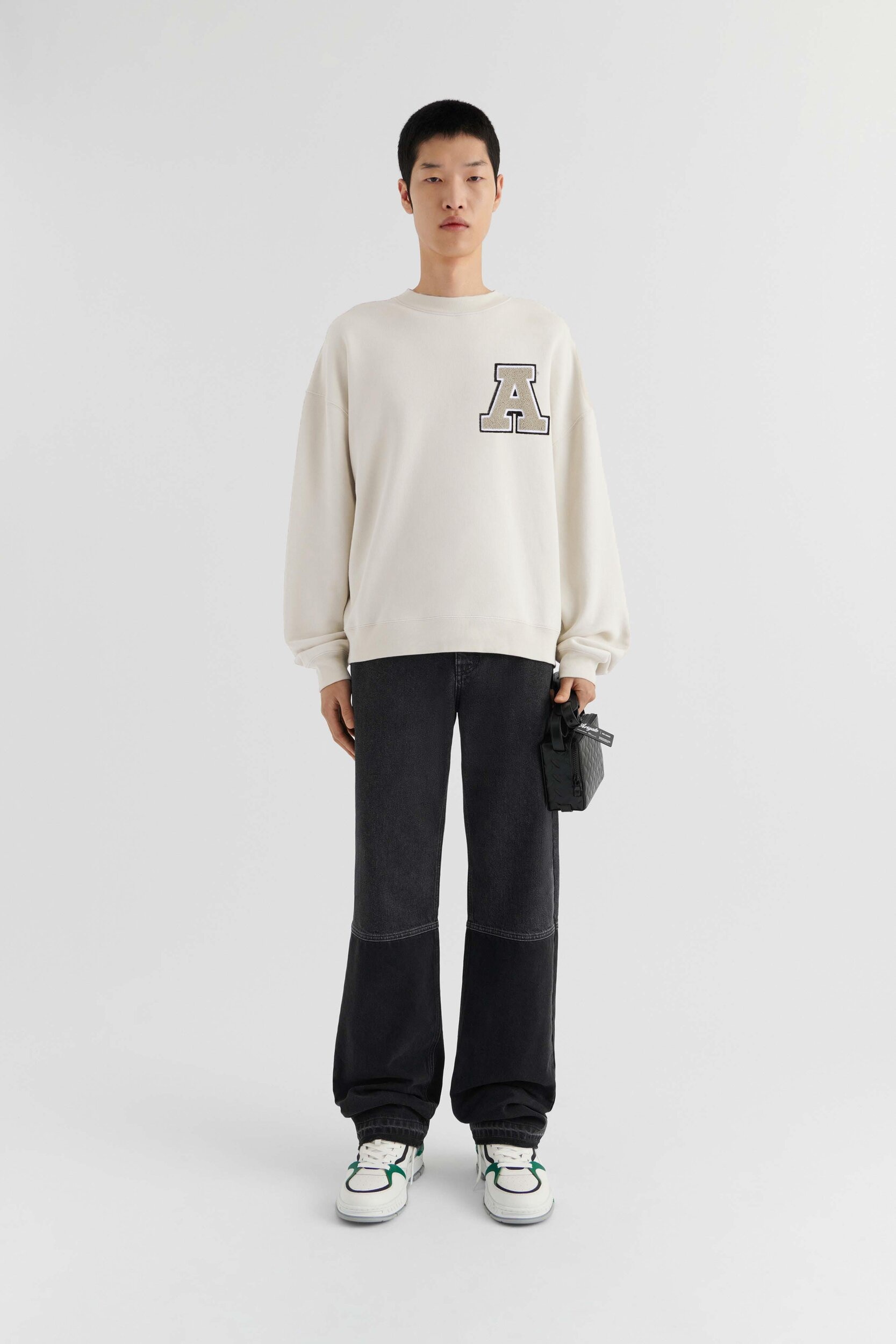 Team Sweatshirt - 4
