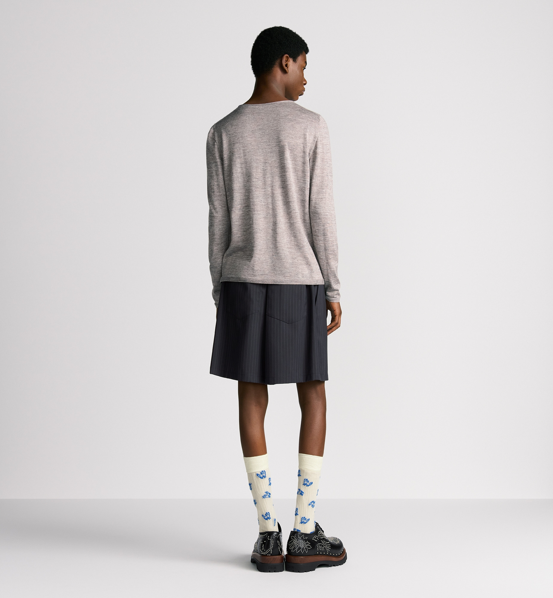 Sweater - 4
