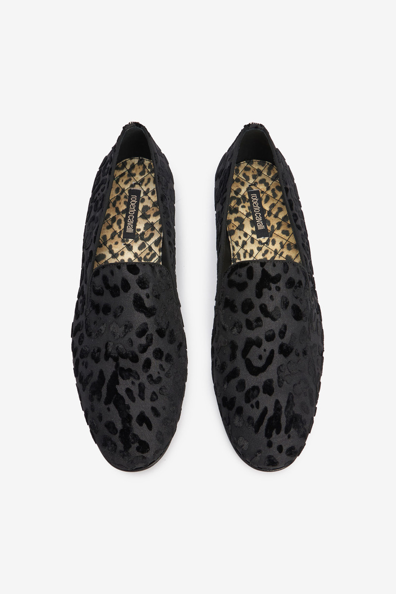 Black slippers with Jaguar skin print 6