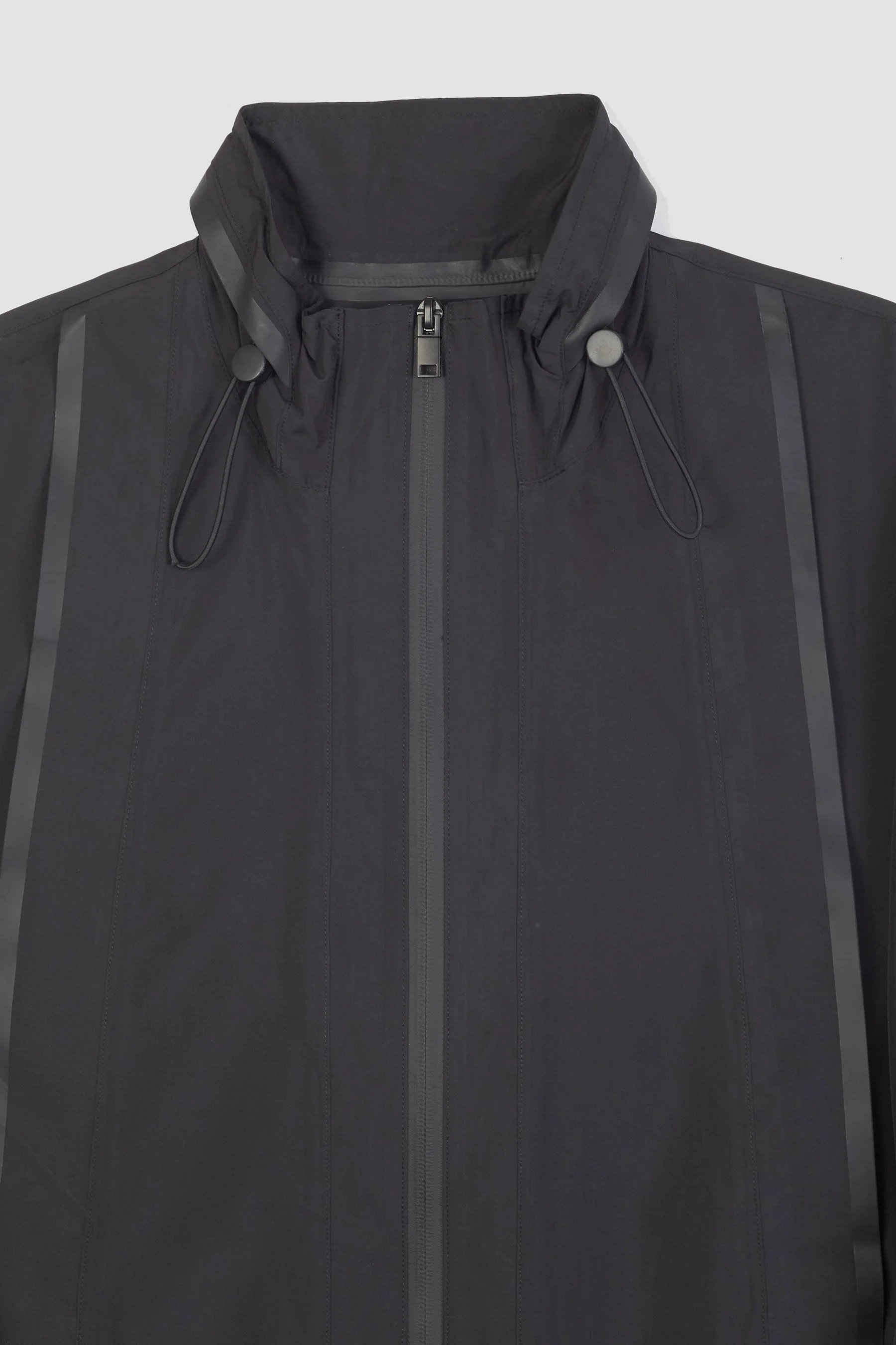 Drawstring-Fastening Jacket - 1