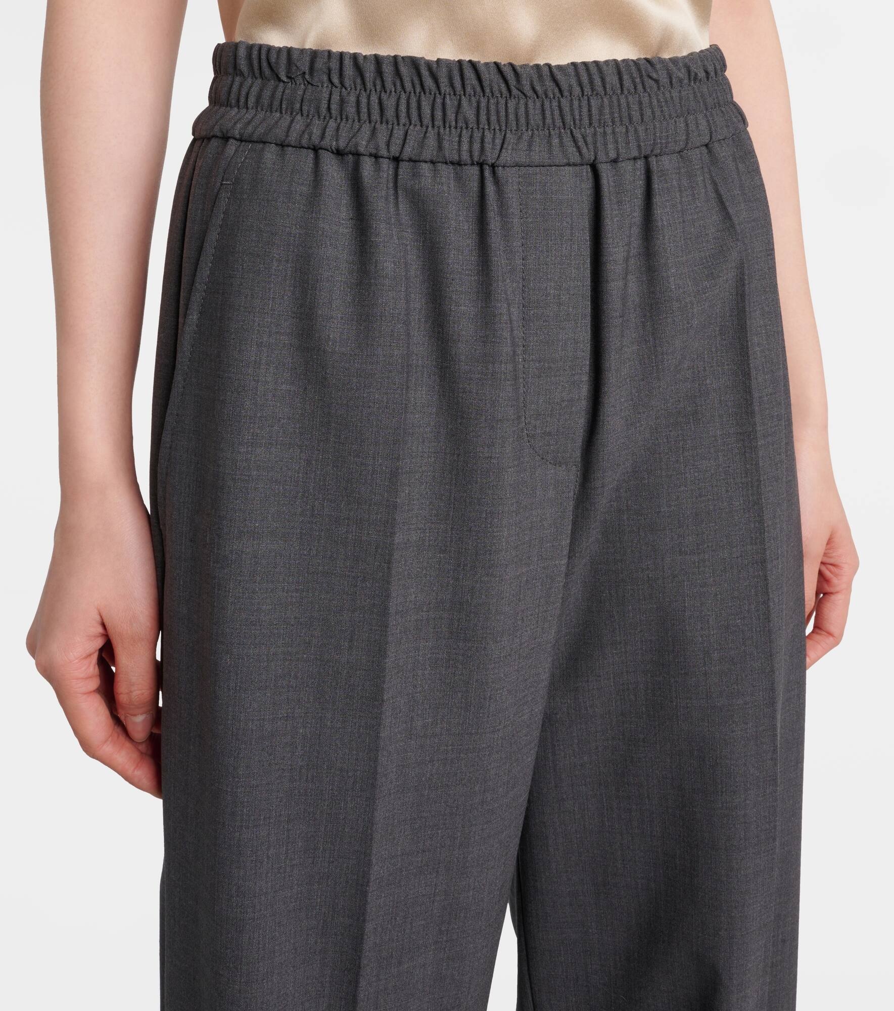 Wool-blend wide-leg jeans - 4