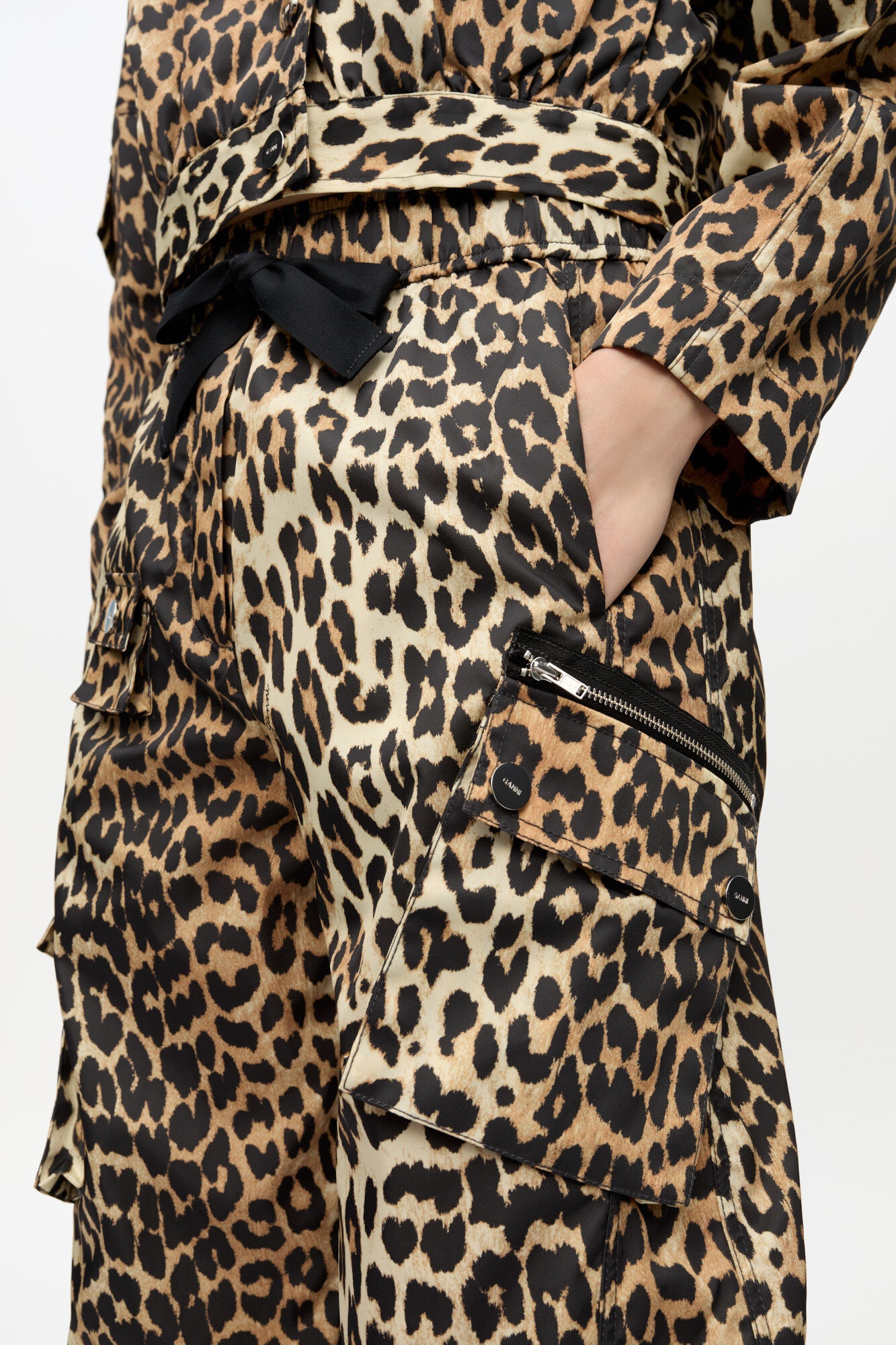 LEOPARD DUCHESSE NYLON CARGO PANTS - 5