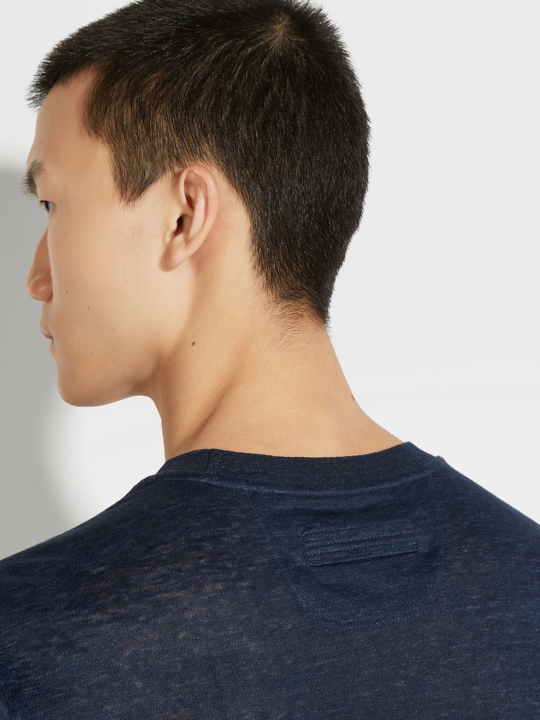 NAVY BLUE LINEN T-SHIRT - 2
