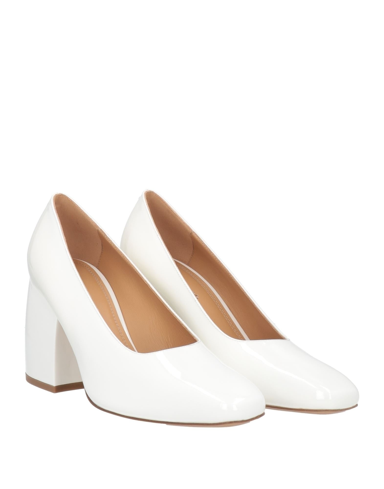 White Women's Pump - 2