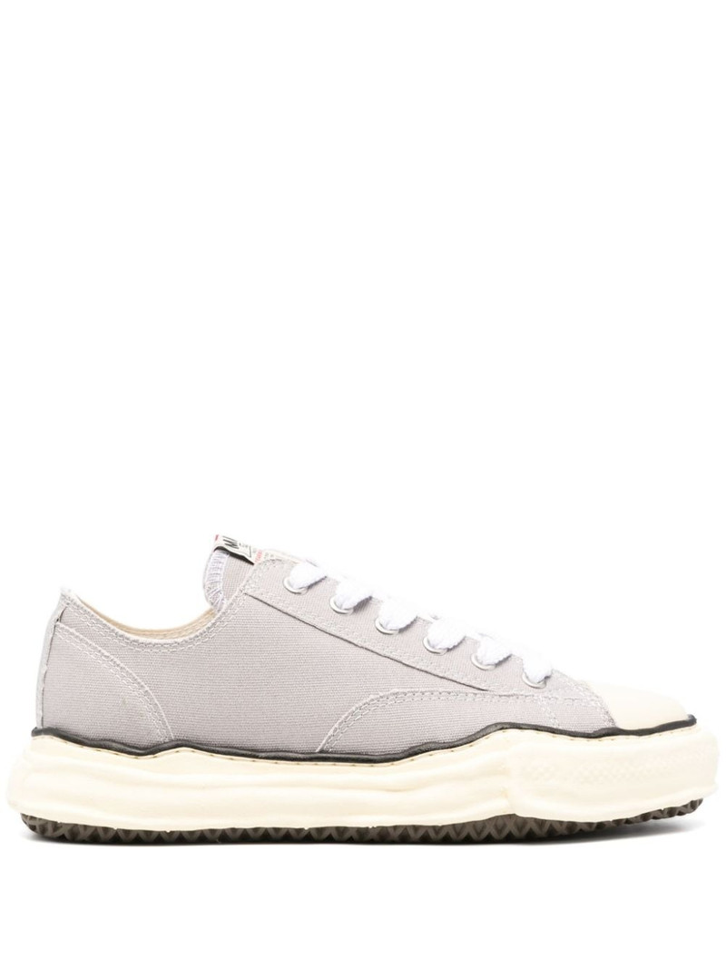 Peterson sneakers 1