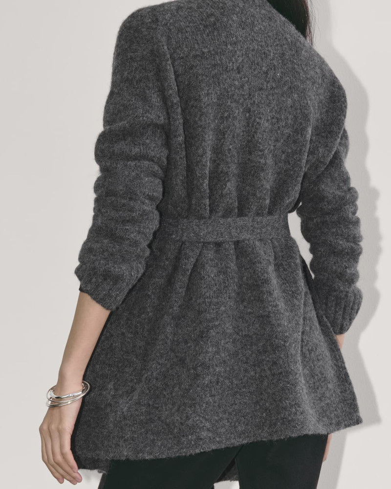 THE ROBE CARDIGAN IN ALPACA 7