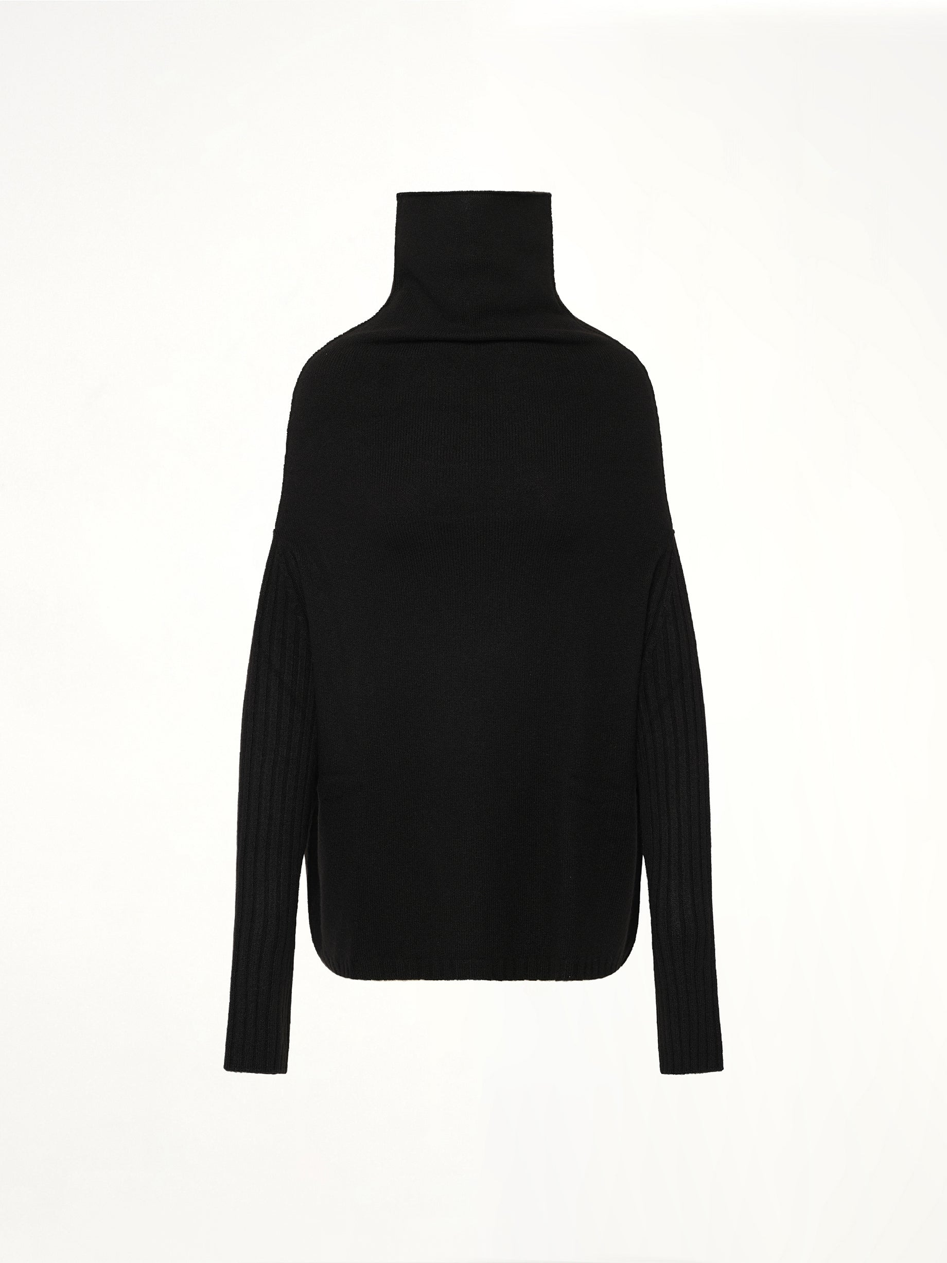 Shroud Sweater in Black - 2