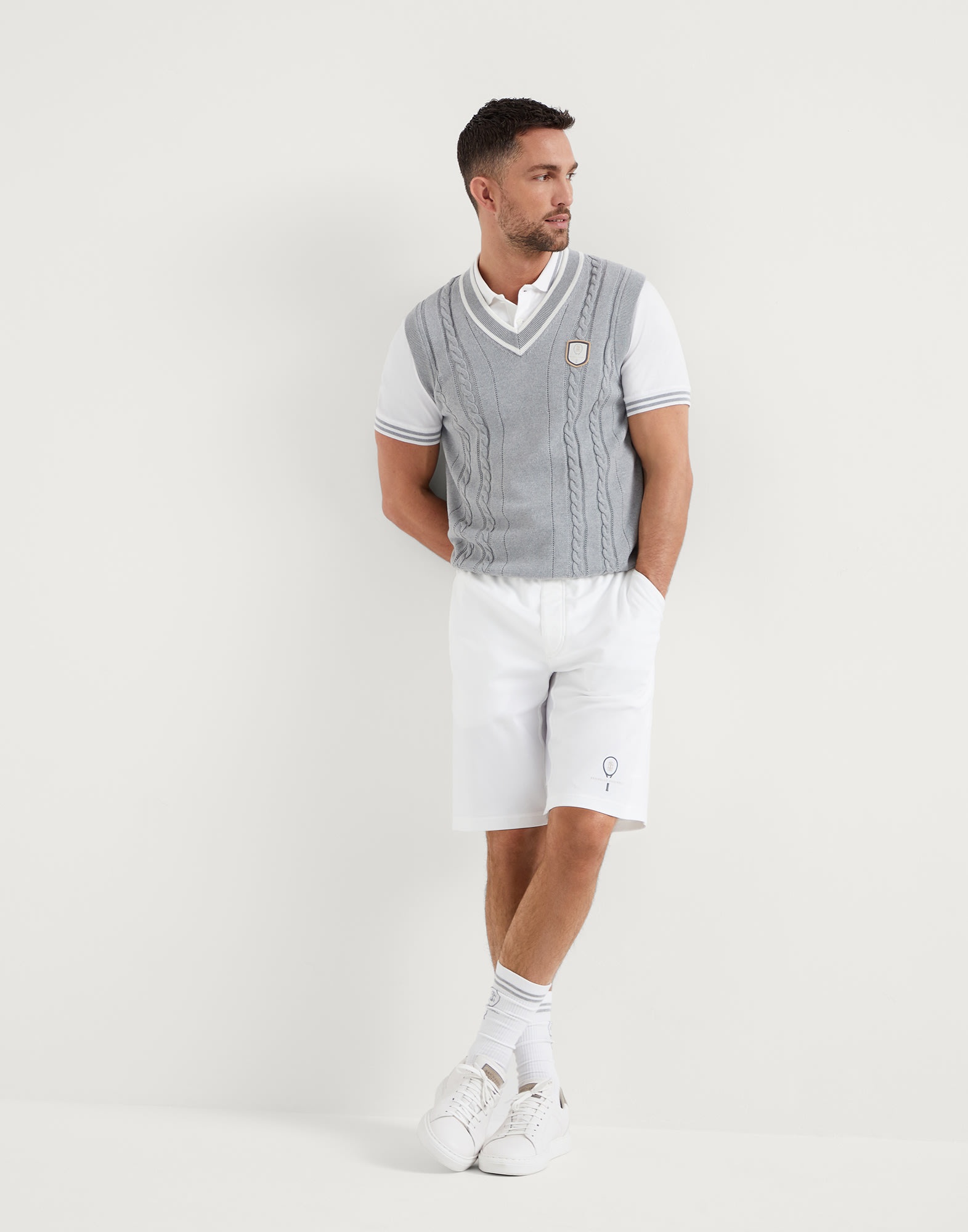 Cotton cable knit vest with tennis badge - 5